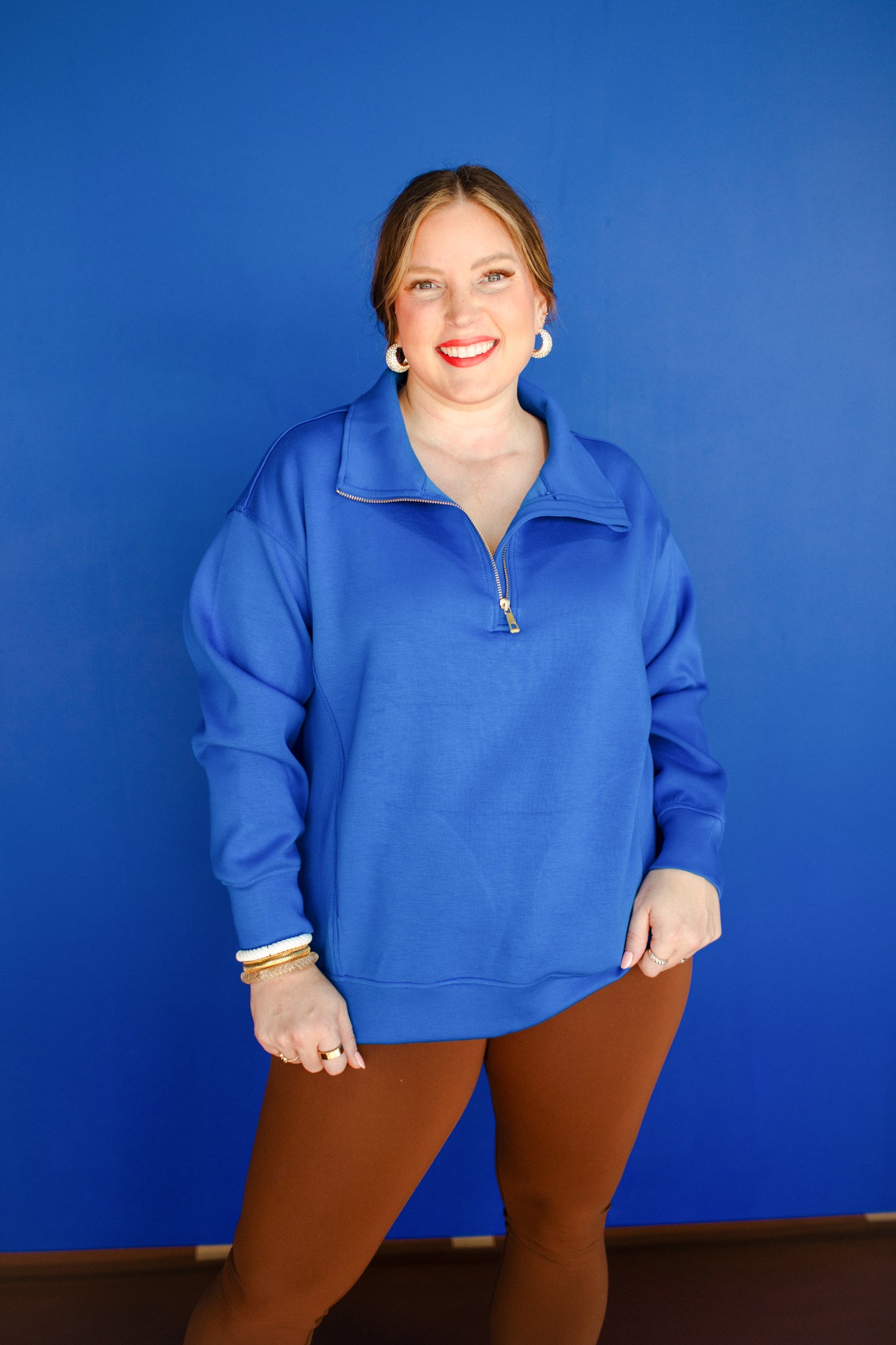 [Ellevate Basics] Adela Lightweight Scuba Tunic Pullover - Oxford Blue + Gold