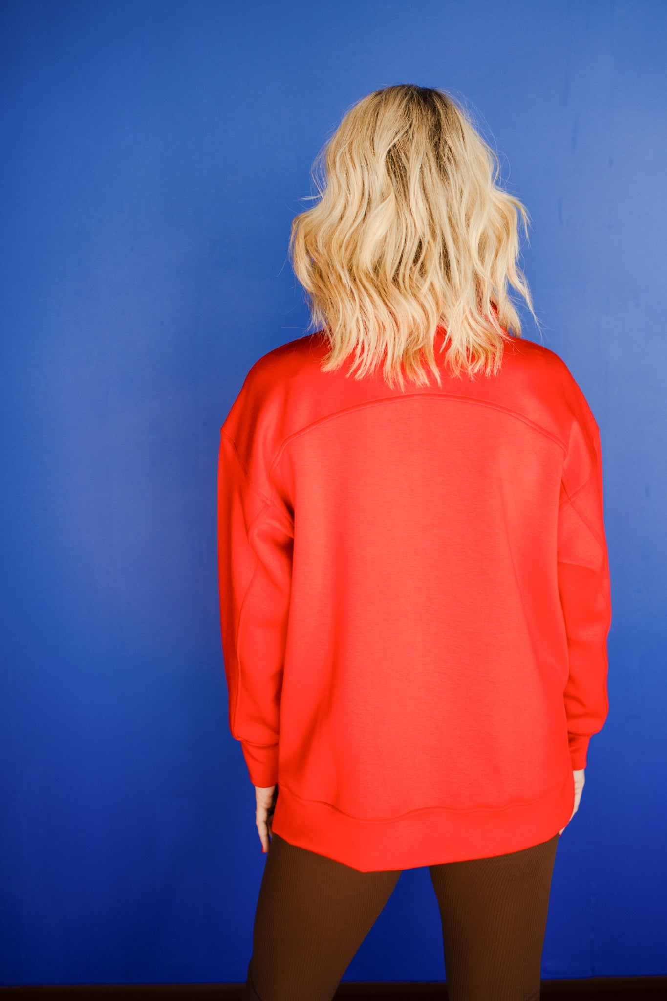 [Ellevate Basics] Adela Lightweight Scuba Tunic Pullover - True Red + Gold