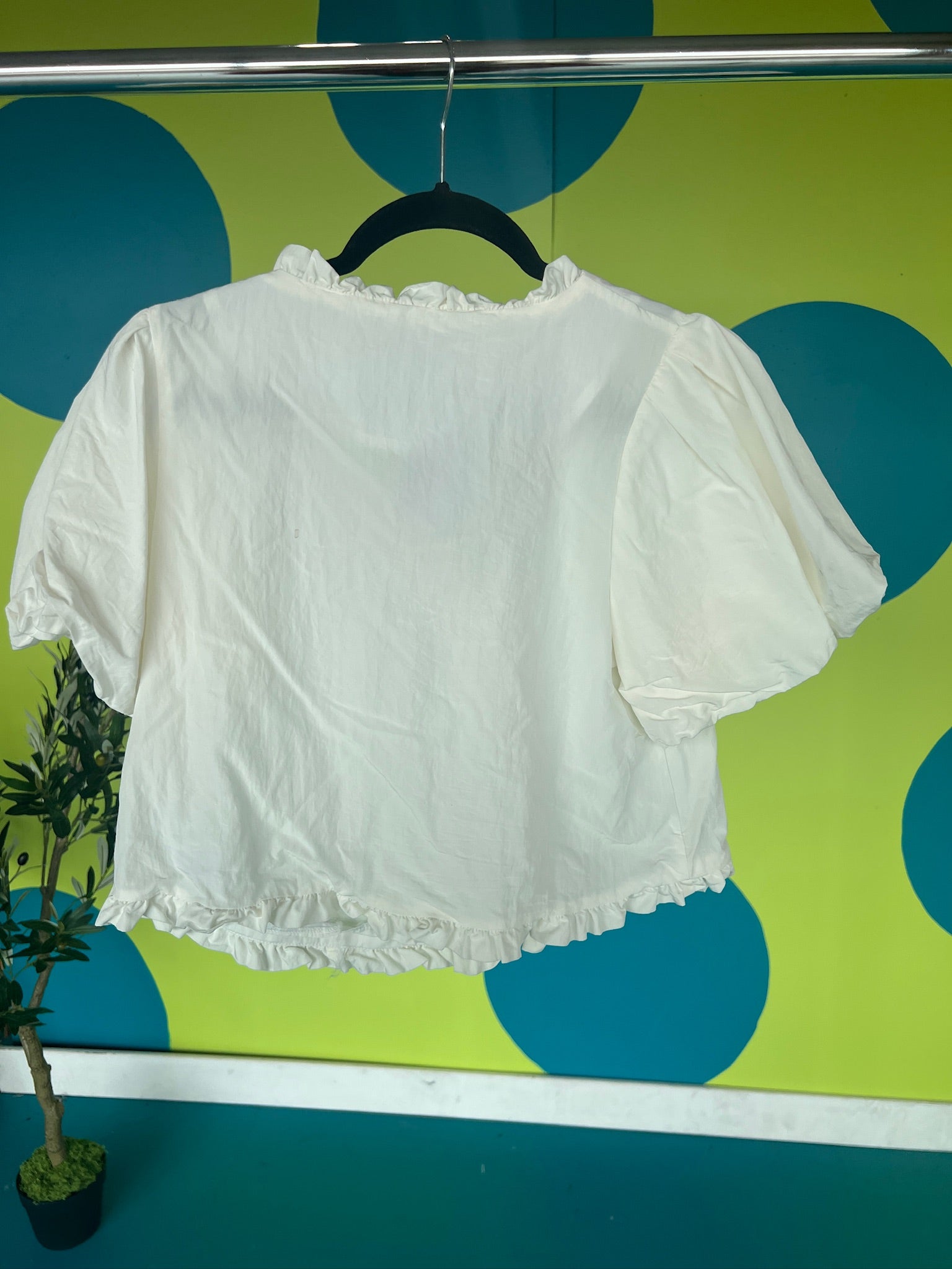 [Defect Sale] Elowyn Ruffle Detail Top - SMALL