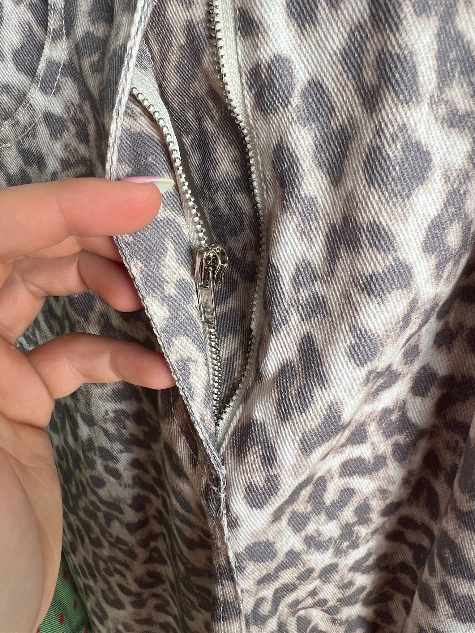 [Defect Sale] Daya Leopard Straight Leg Pants - Mushroom + Grey - LARGE
