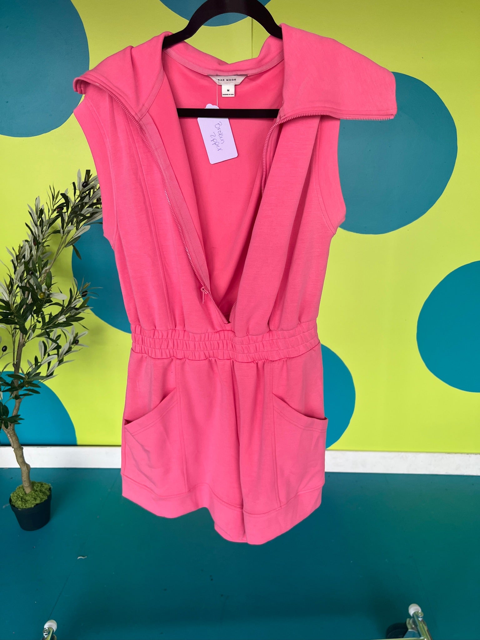 [Defect Sale] Venus Collared Romper -MEDIUM