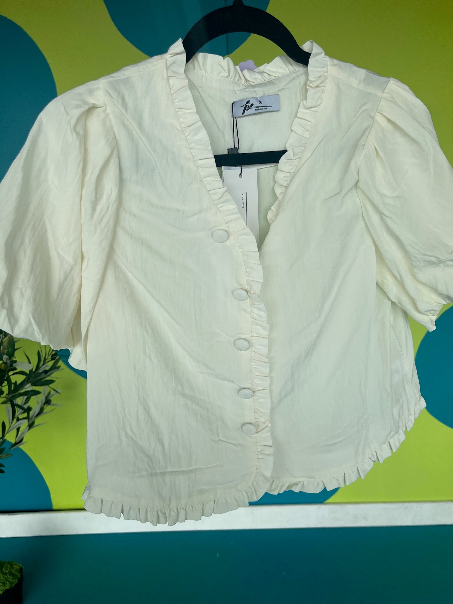 [Defect Sale] Elowyn Ruffle Detail Top - SMALL
