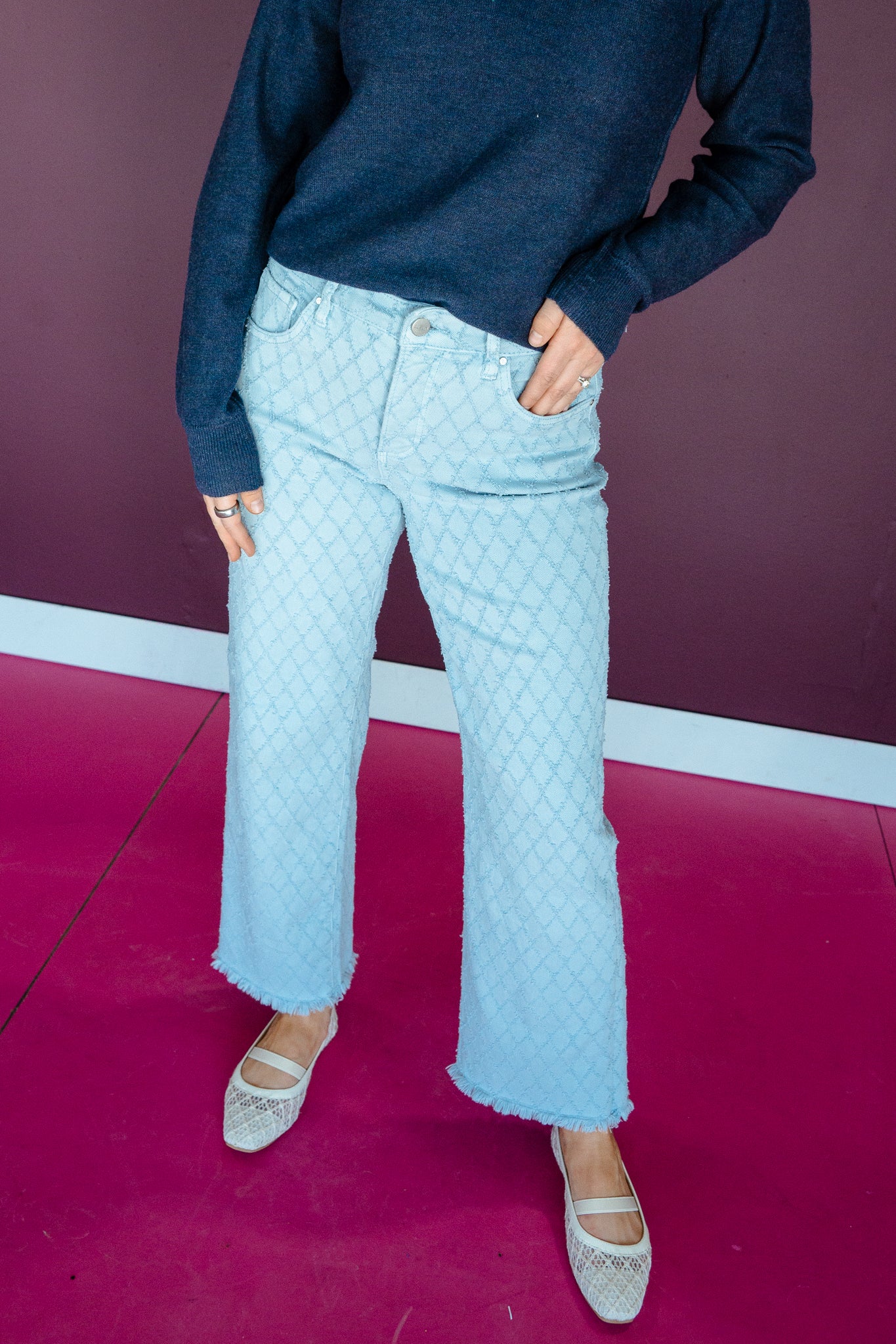 Waverly High Rise Texture Detailed Jeans - Light Wash