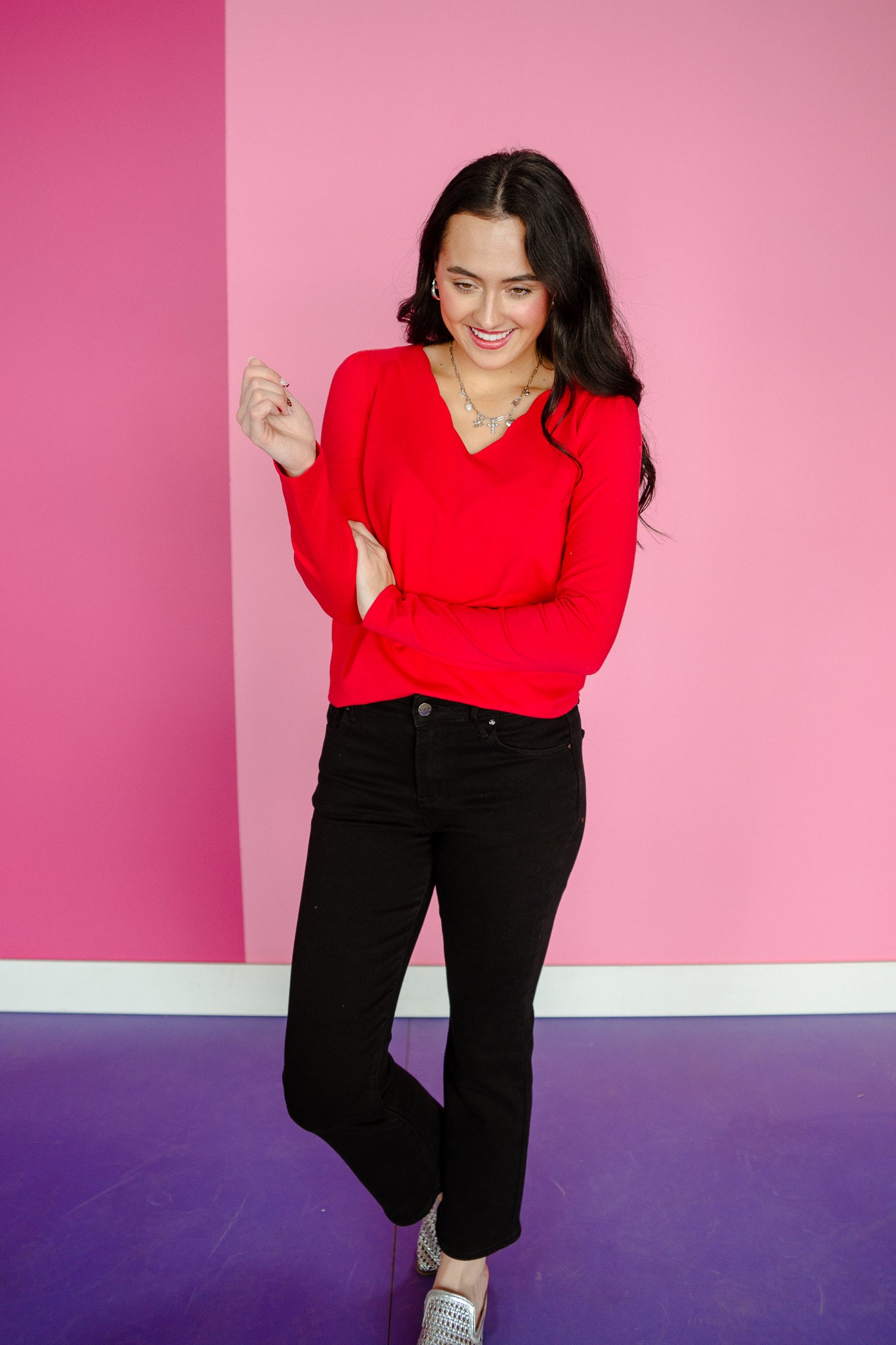 Jackie Scalloped Neck Top - True Red