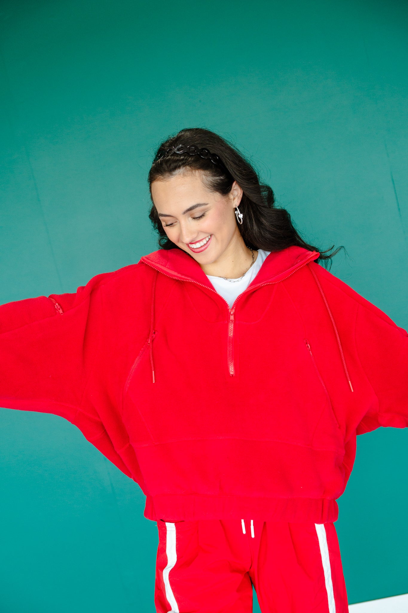 Hazel Hooded Pullover - Cool Red