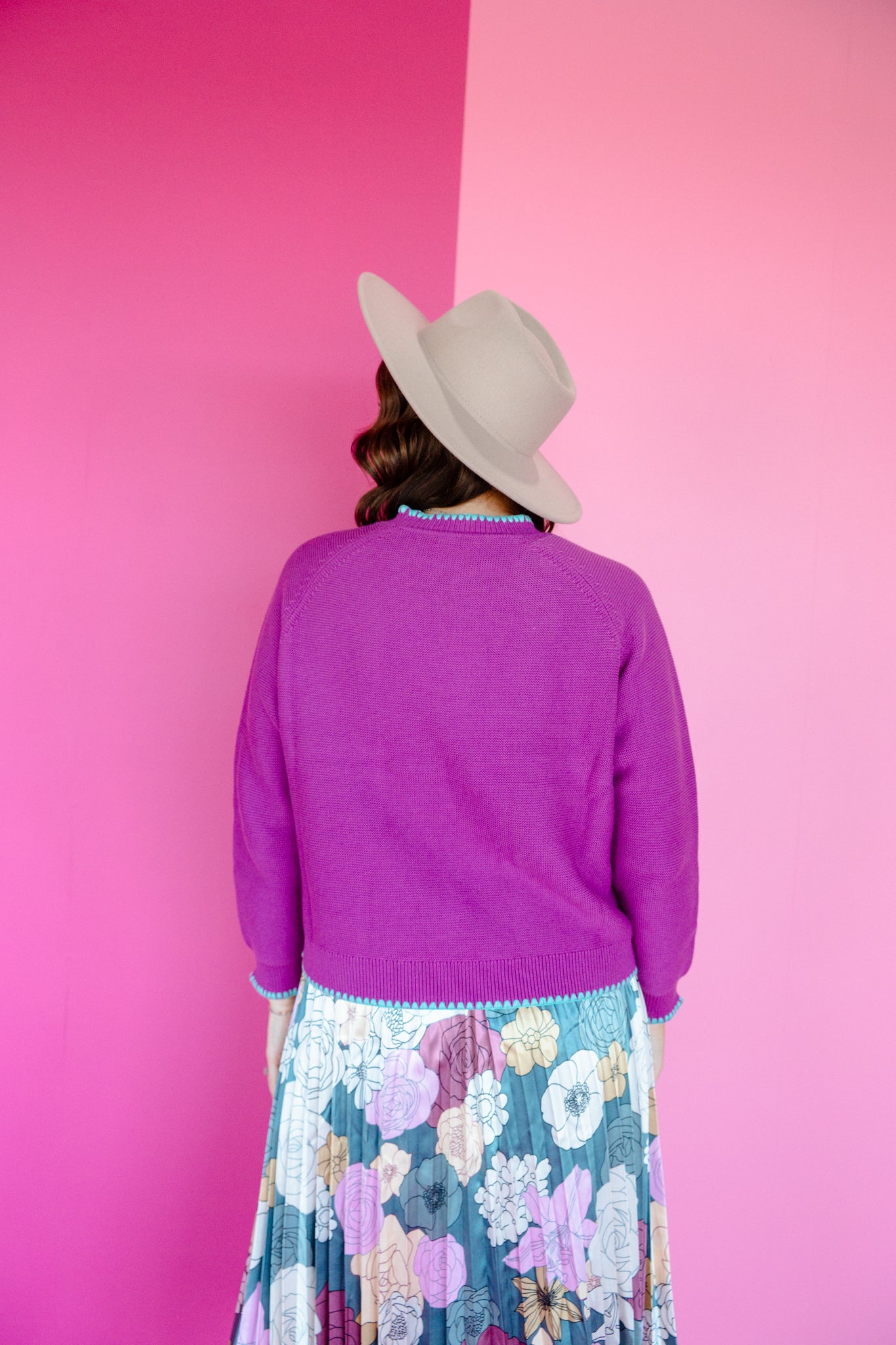 [Ellevate Basics] Daphne Decorative Stitch Sweater