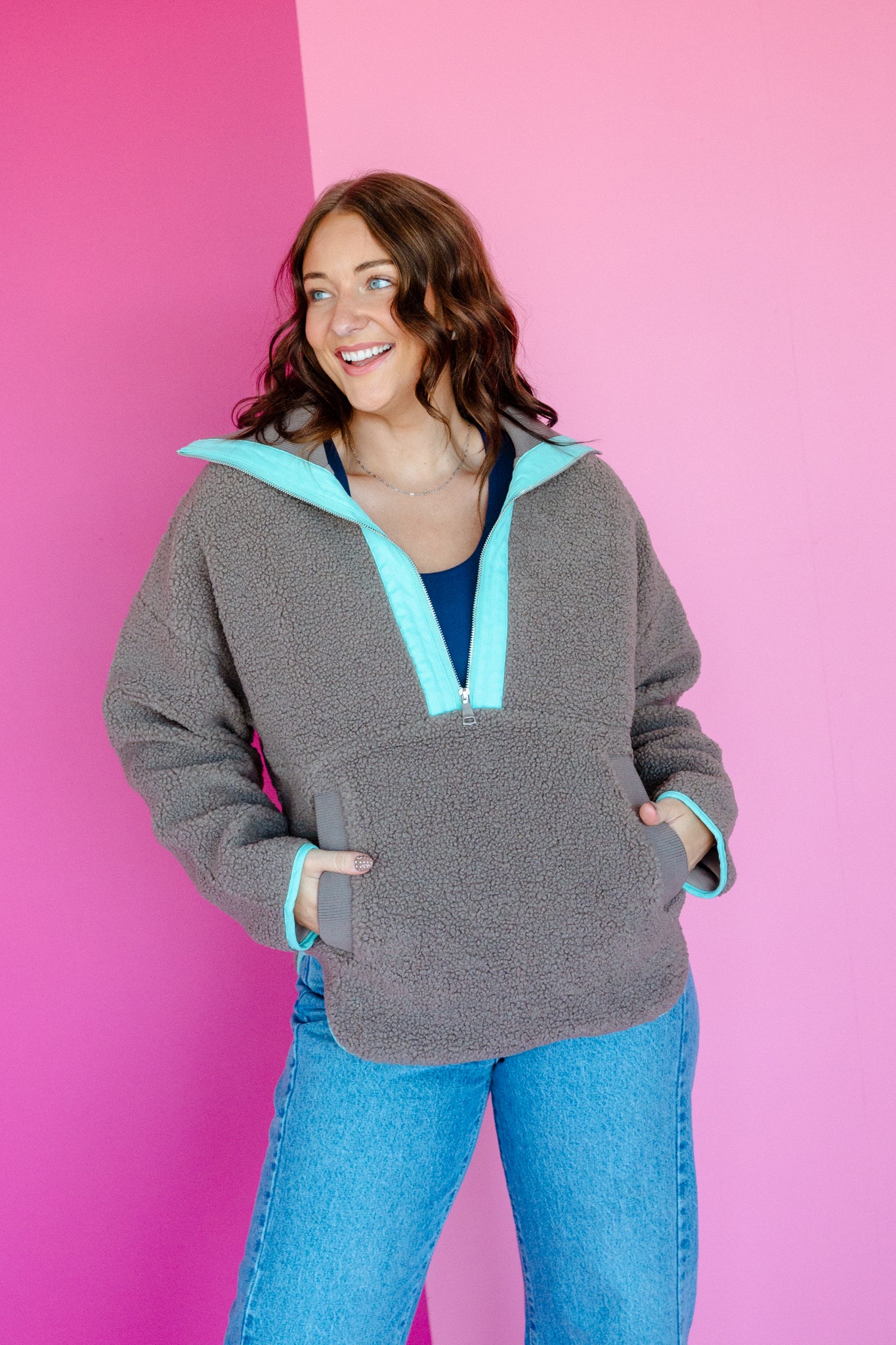 [Ellevate Basics] Aggie Sherpa Pullover