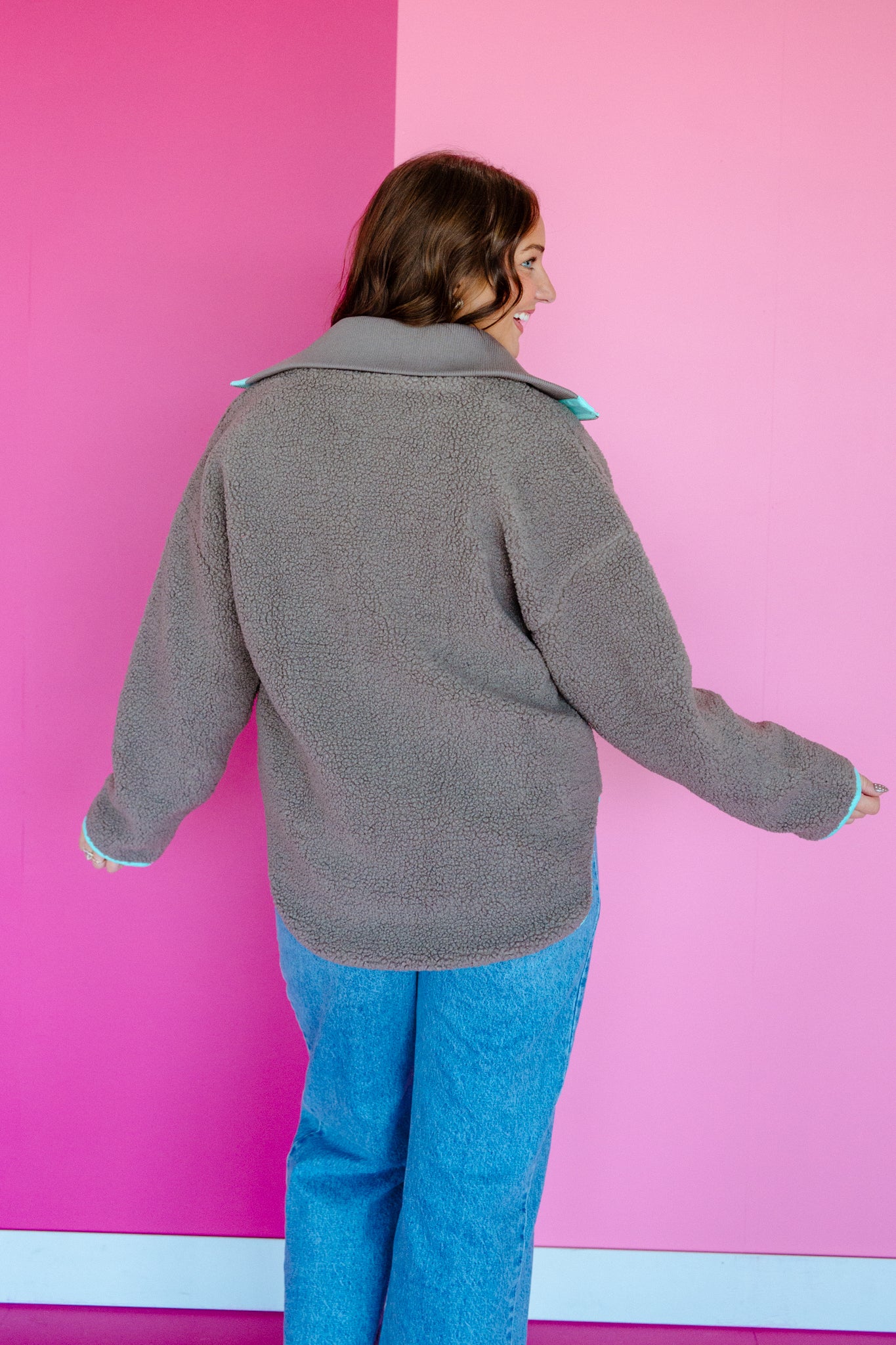 [Ellevate Basics] Aggie Sherpa Pullover