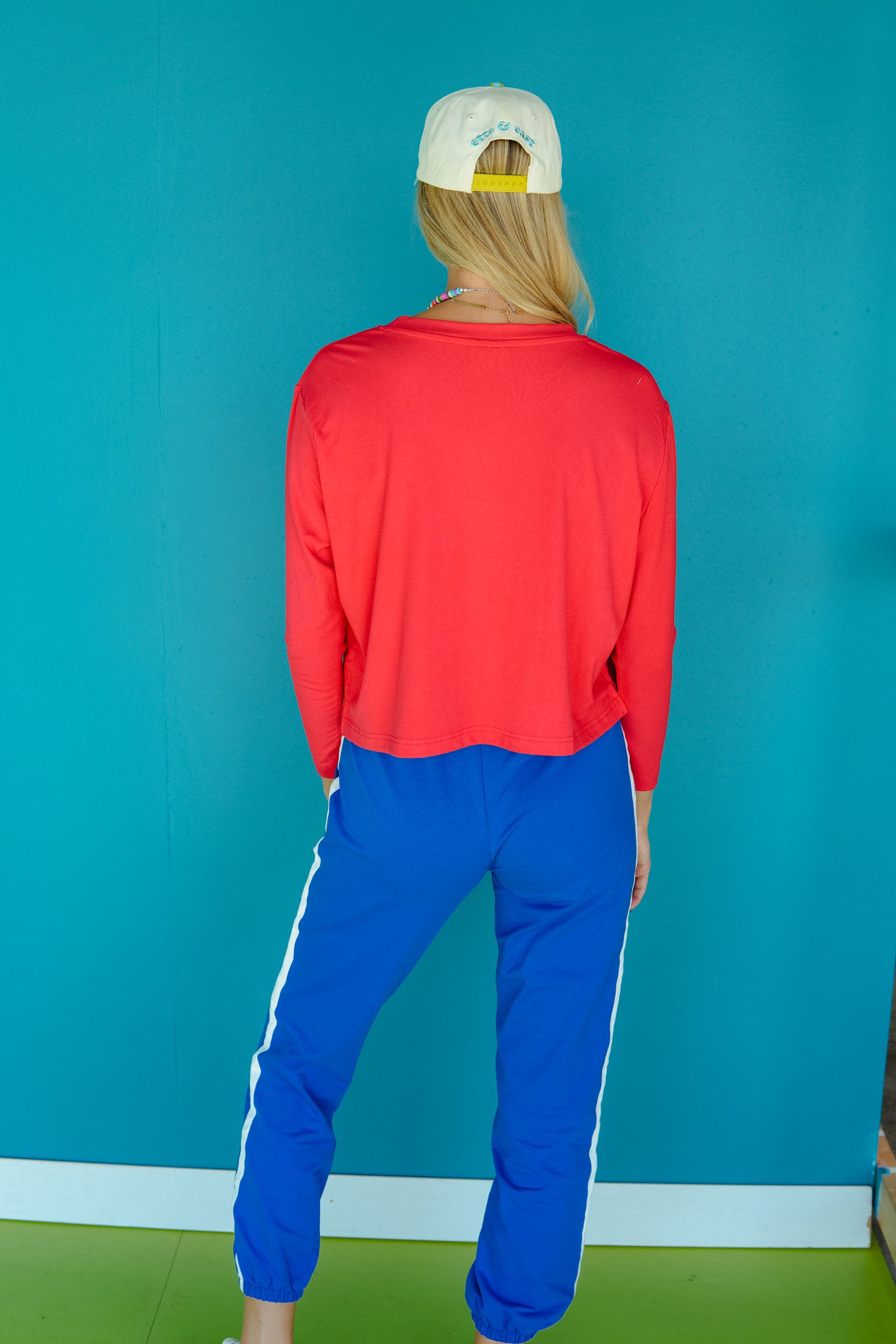 [Ellevate Basic] Blaire Boxy Long Sleeve - Coral Red