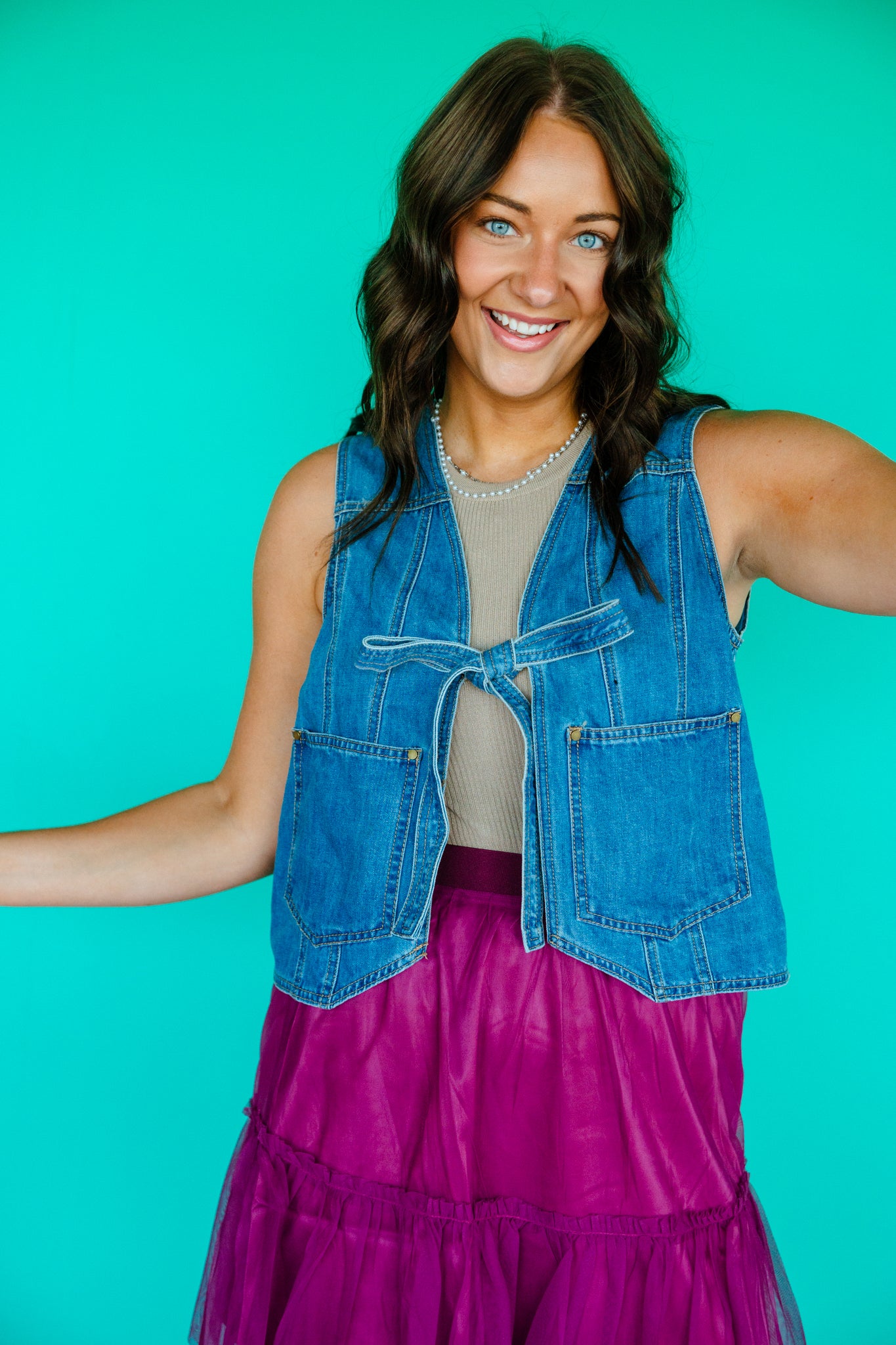 Liza Tie Front Denim Vest - Light Wash