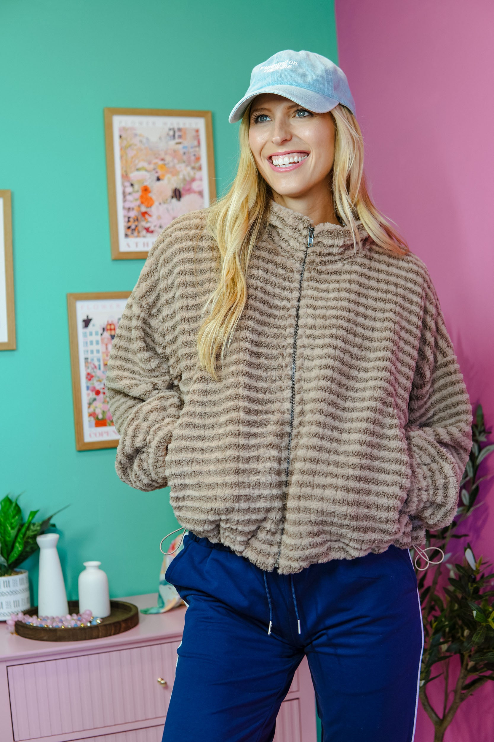 Weekend Joy Collared Puffer Jacket - Mushroom