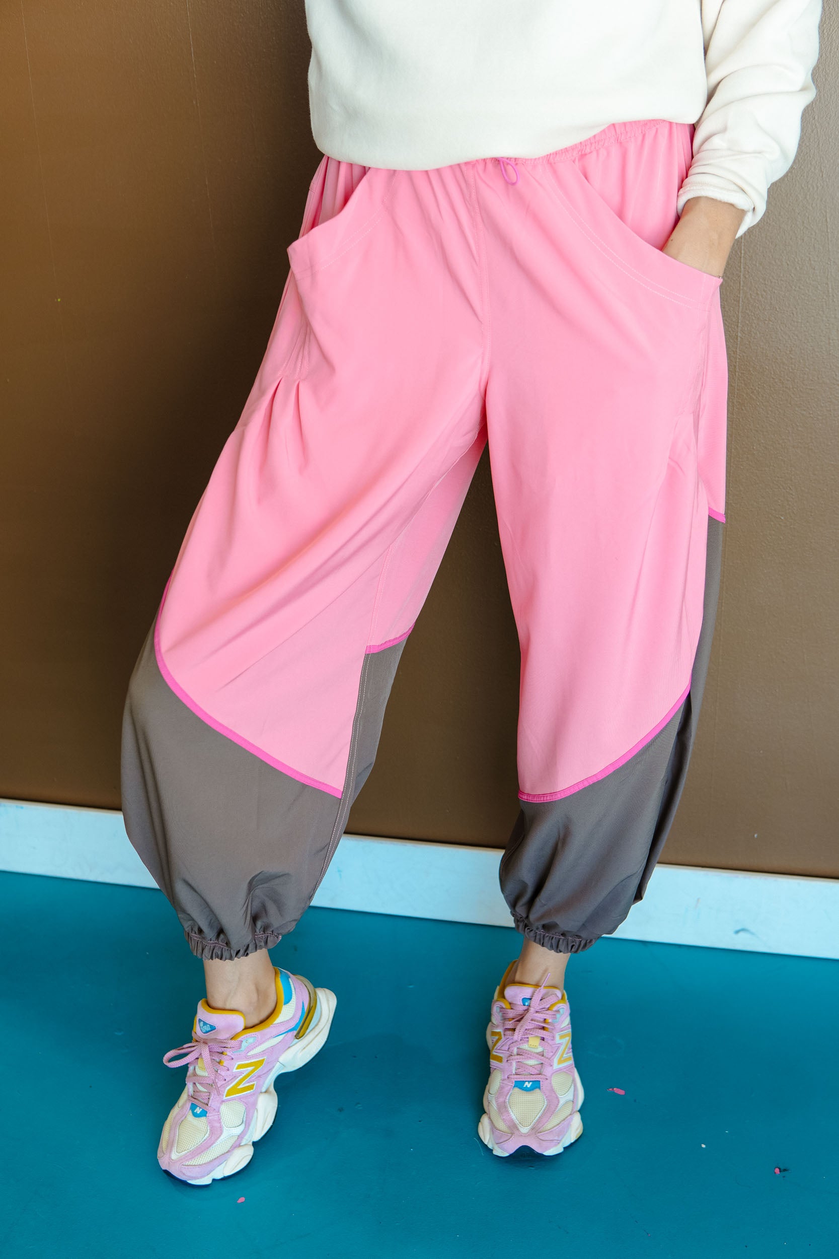 Fast Track Color Block Jogger - Coral + Coffee