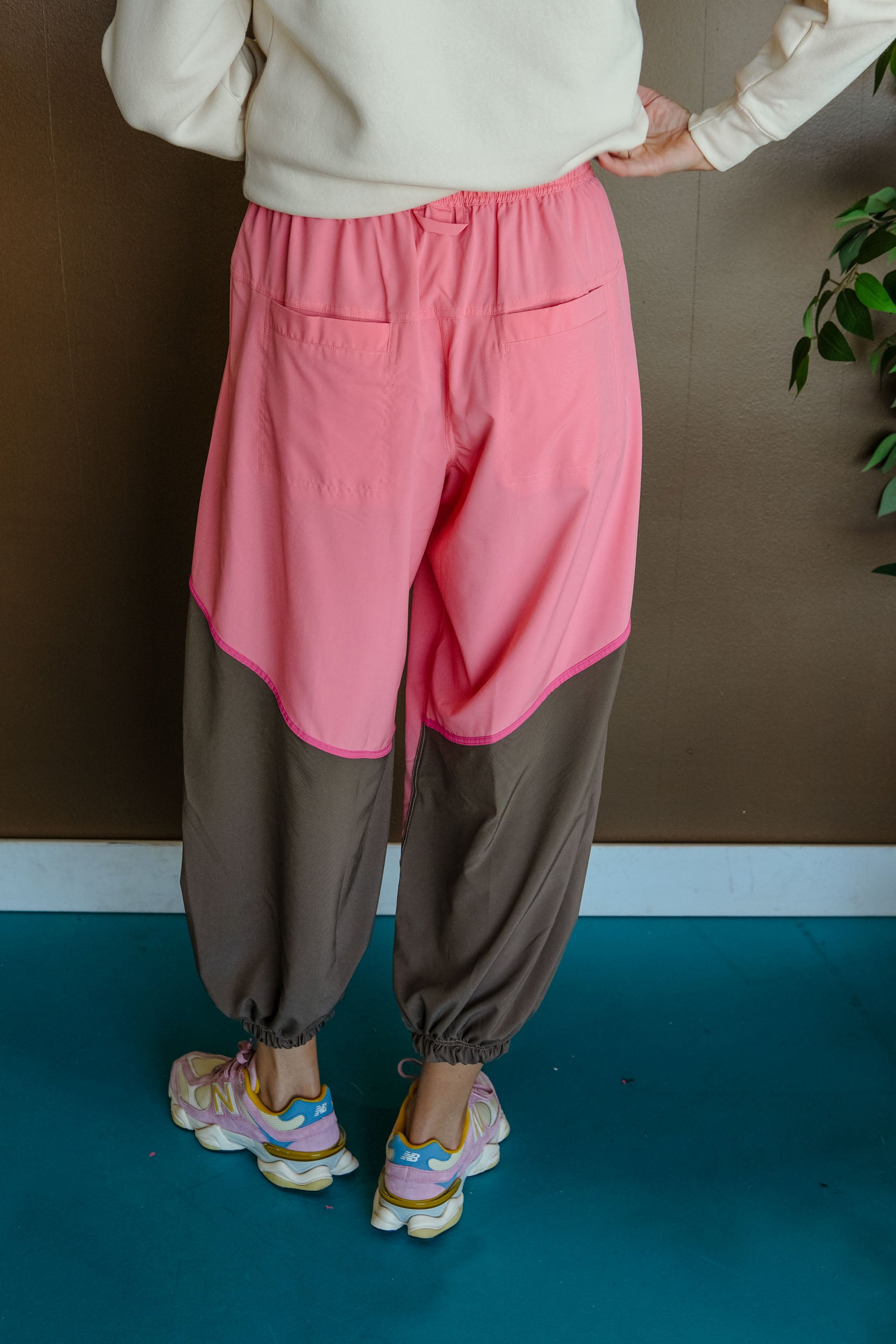 Fast Track Color Block Jogger - Coral + Coffee