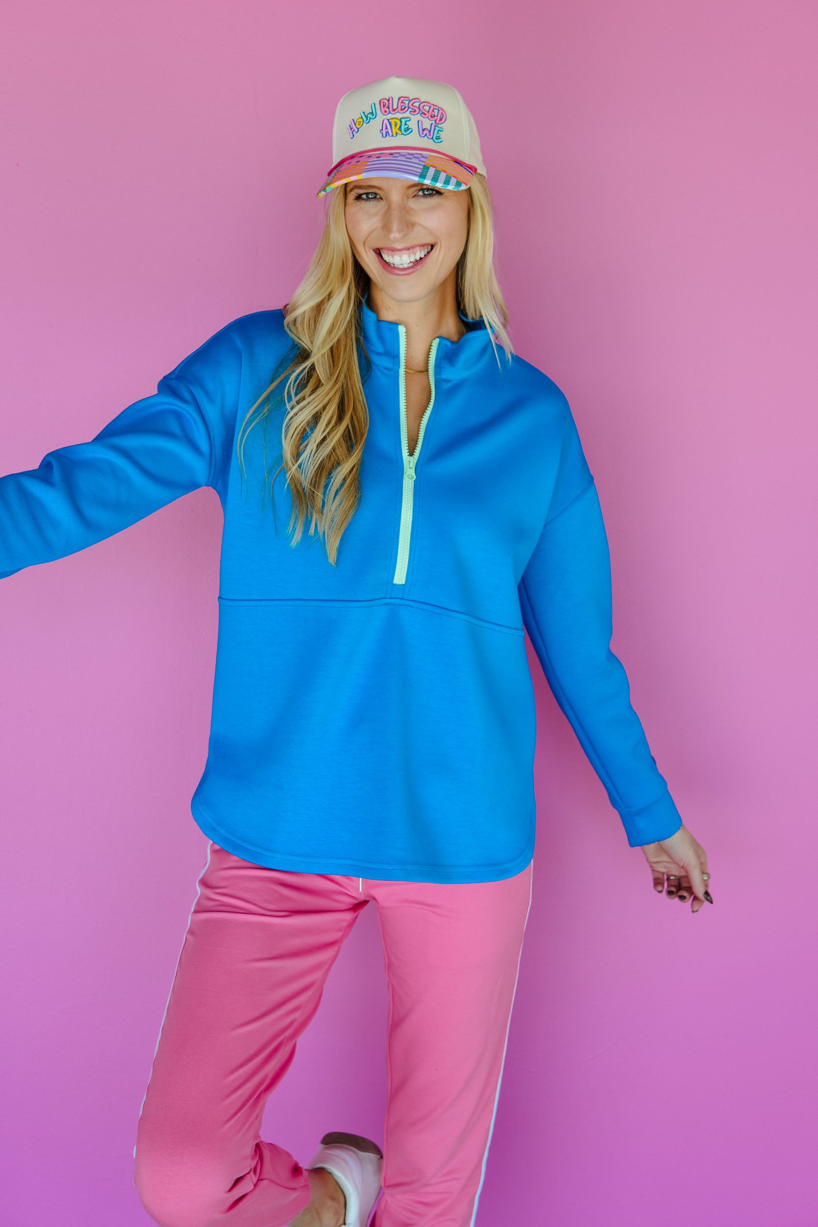 [Ellevate Basic] Adela 3.0 Pullover - Turquoise Blue + Bright Green