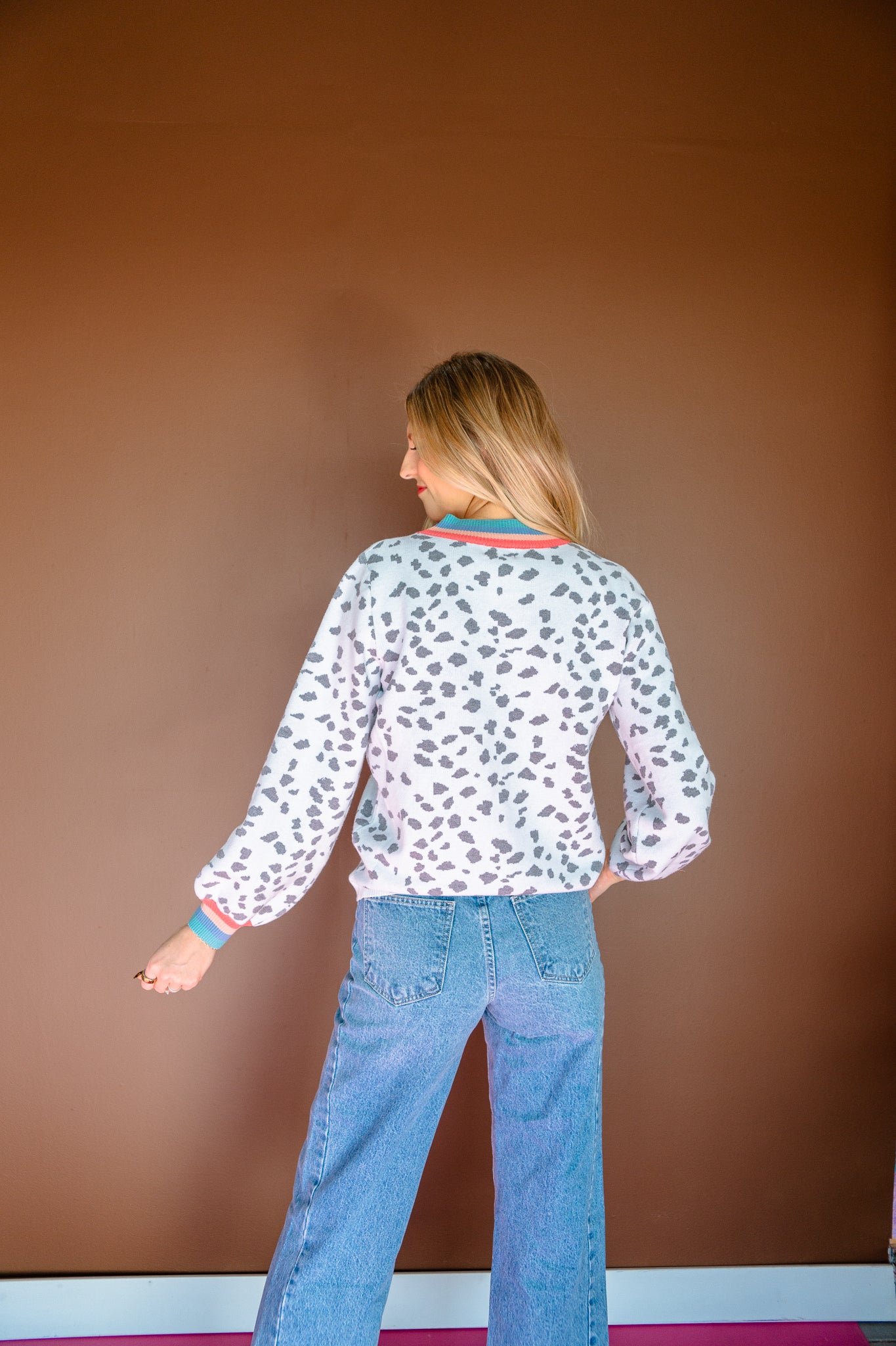 Bree Leopard Print Sweater - Dove Grey