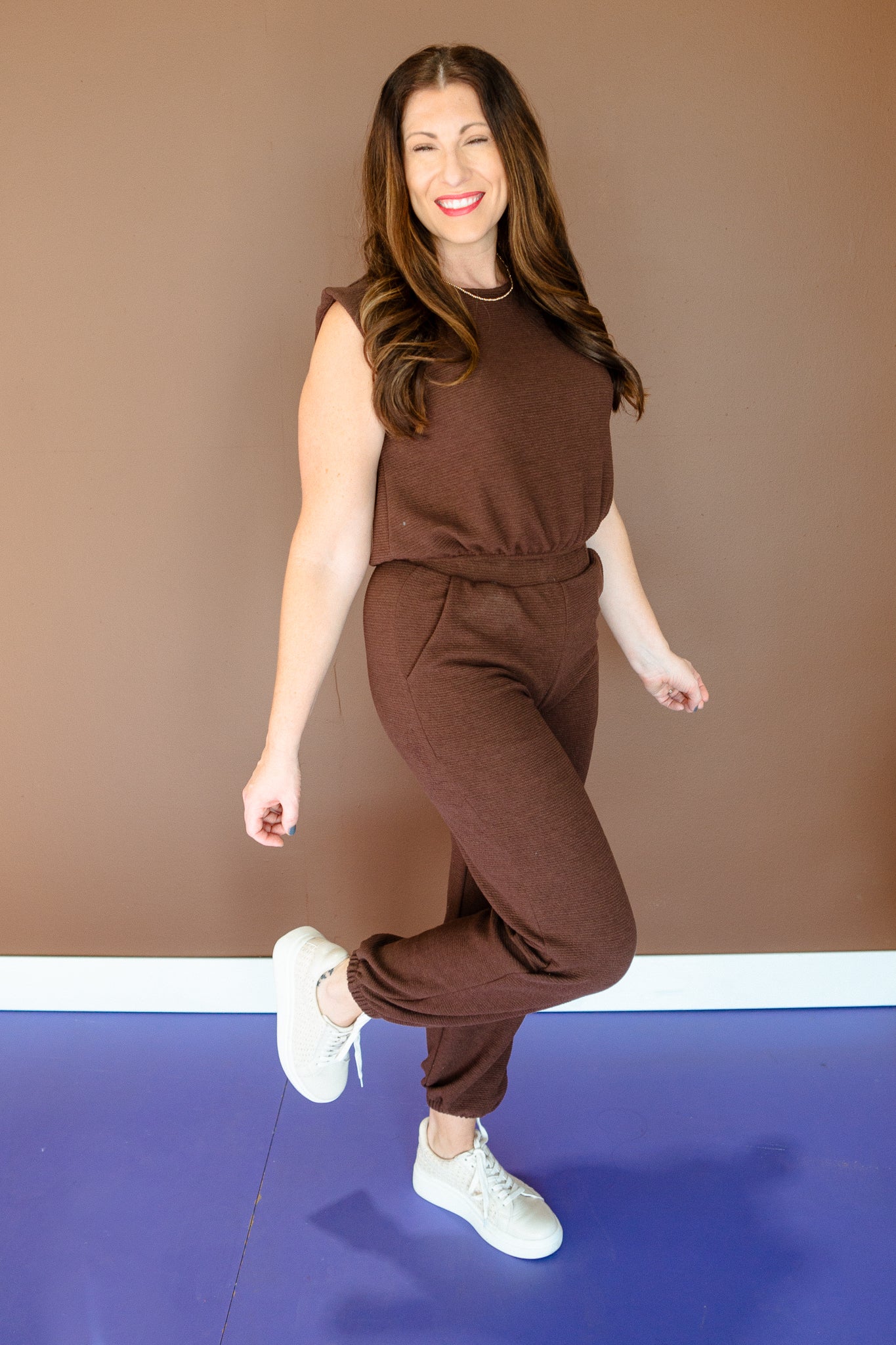 Katerina Bubble Hem Tank and Jogger Set - Soft Brown