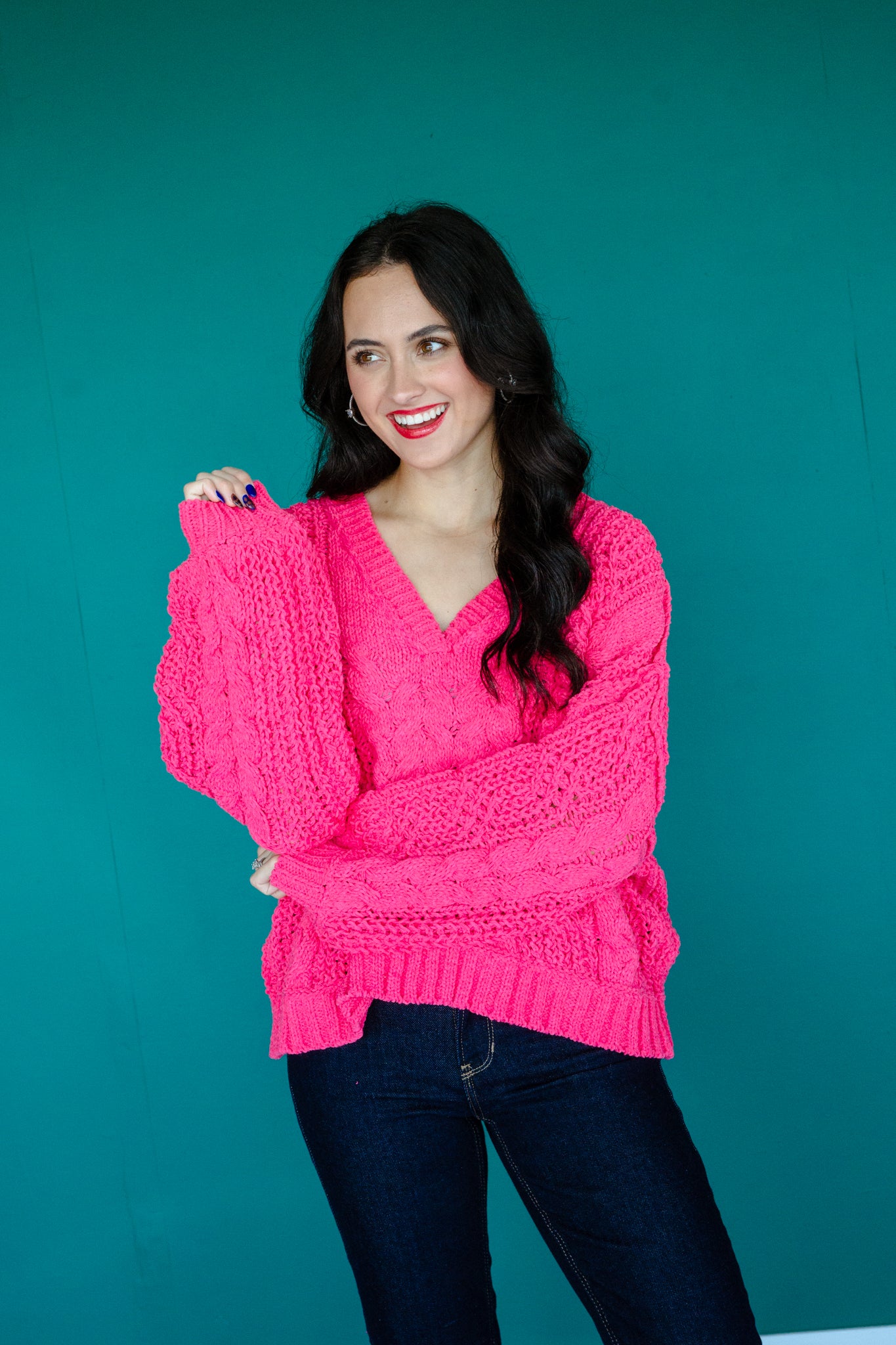 Noah V-Neck Cableknit Sweater - Raspberry