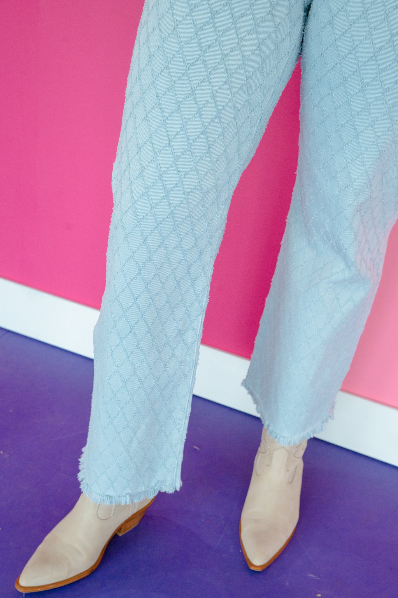 Waverly High Rise Texture Detailed Jeans - Light Wash