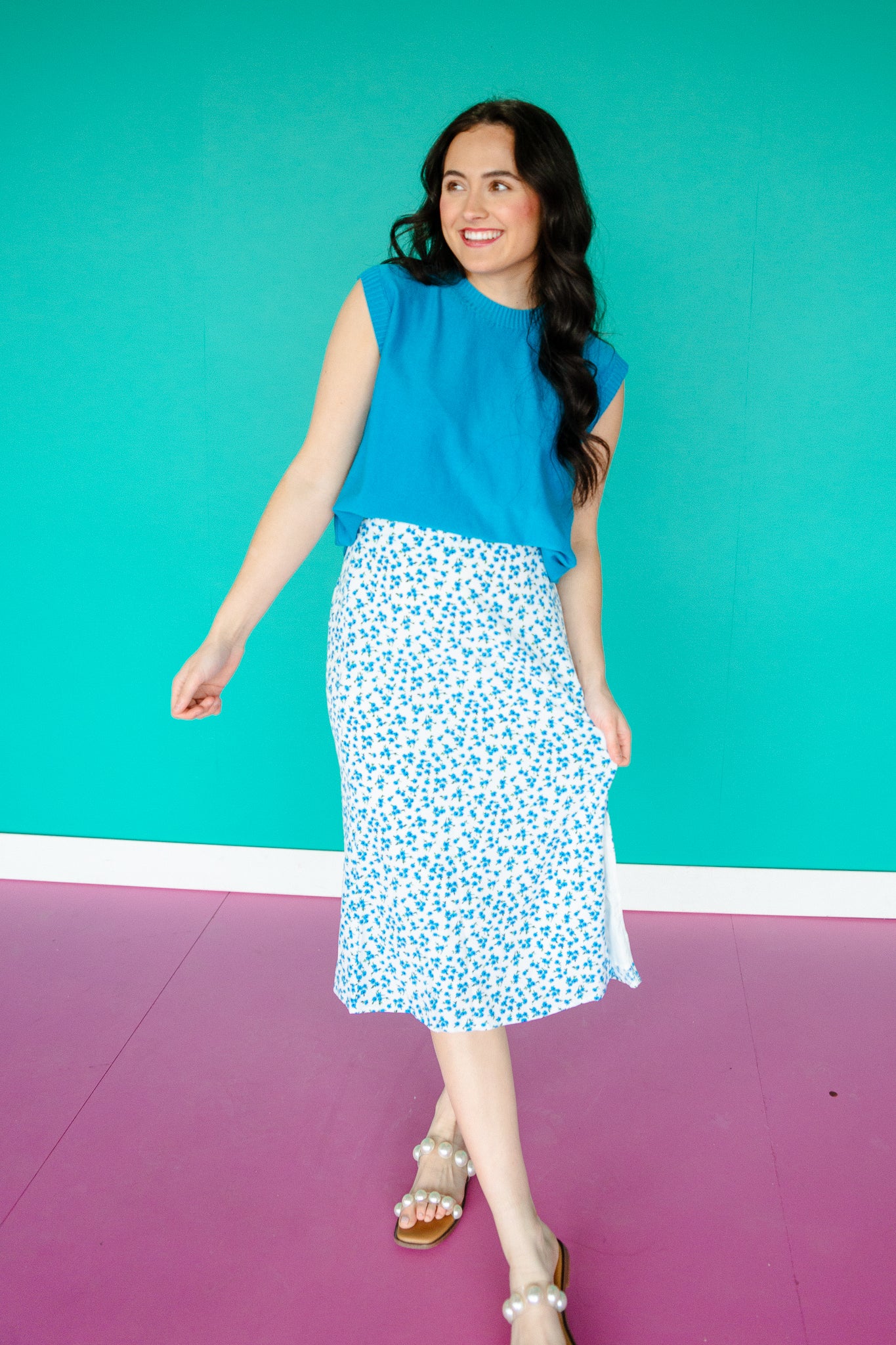 Faren Back Slit Sleeveless Sweater - Turquoise Blue
