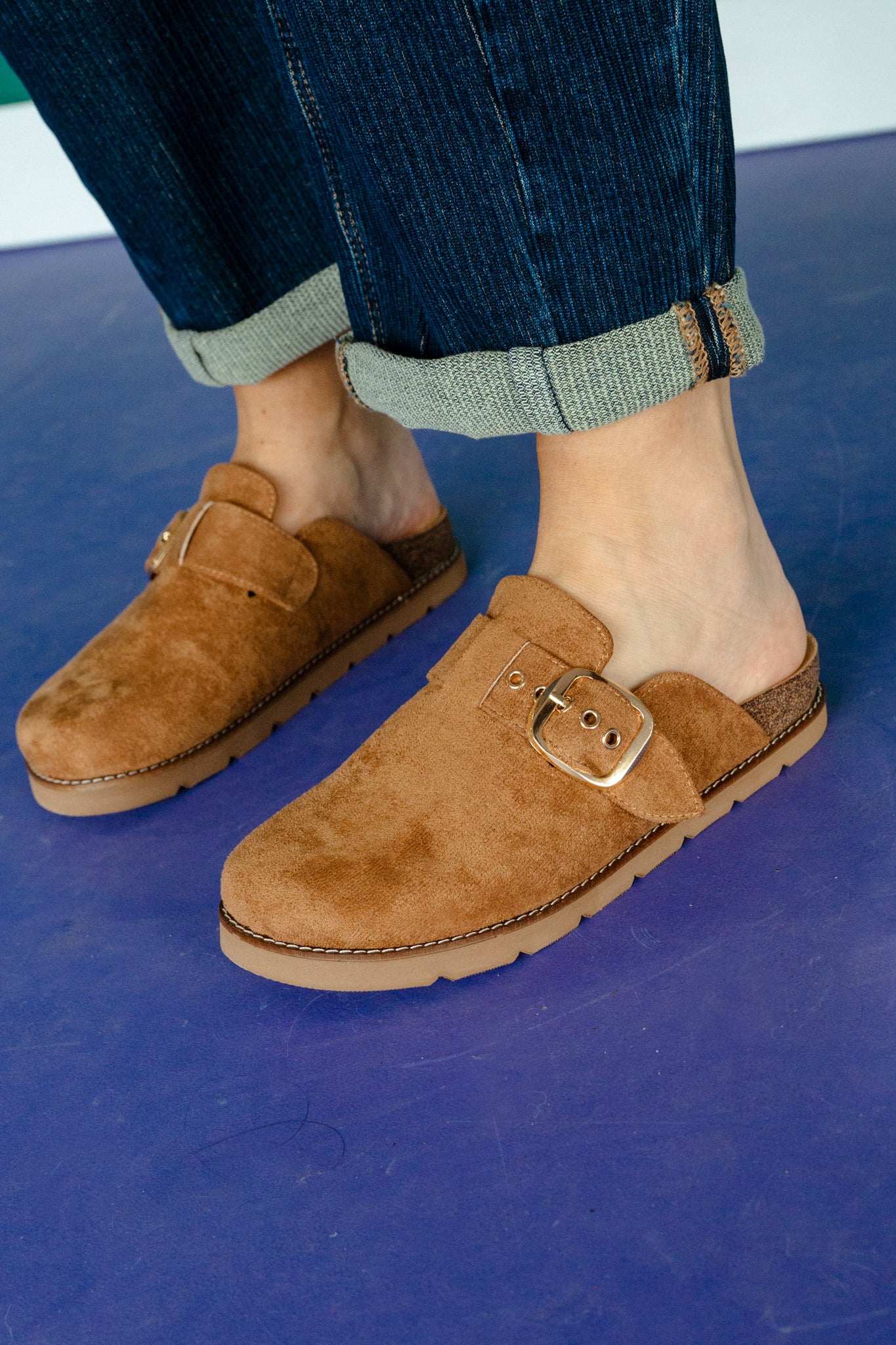 Sonnie Suede Clogs - Tan