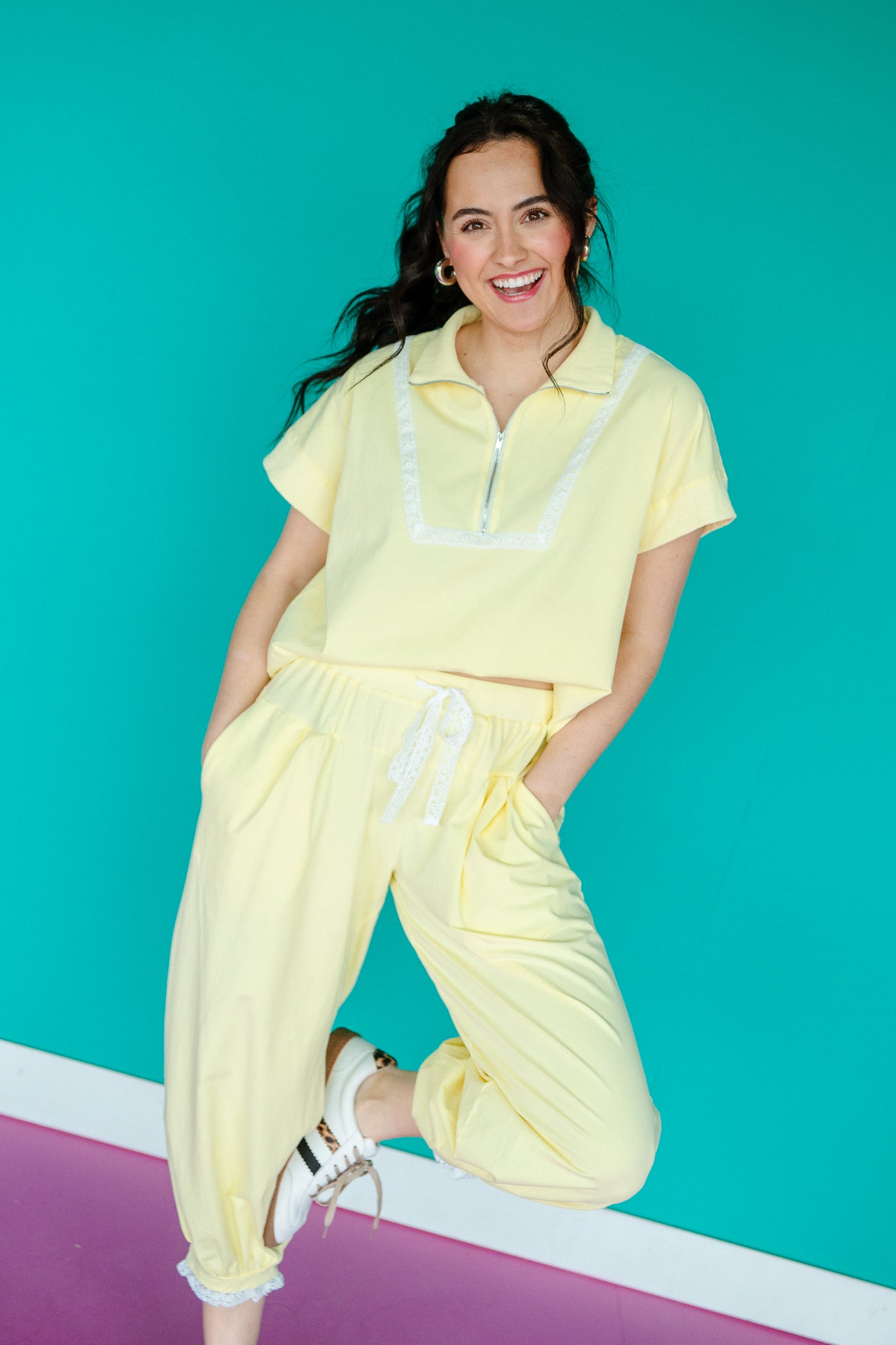 Averly Lace Detail Pullover - Cool Yellow