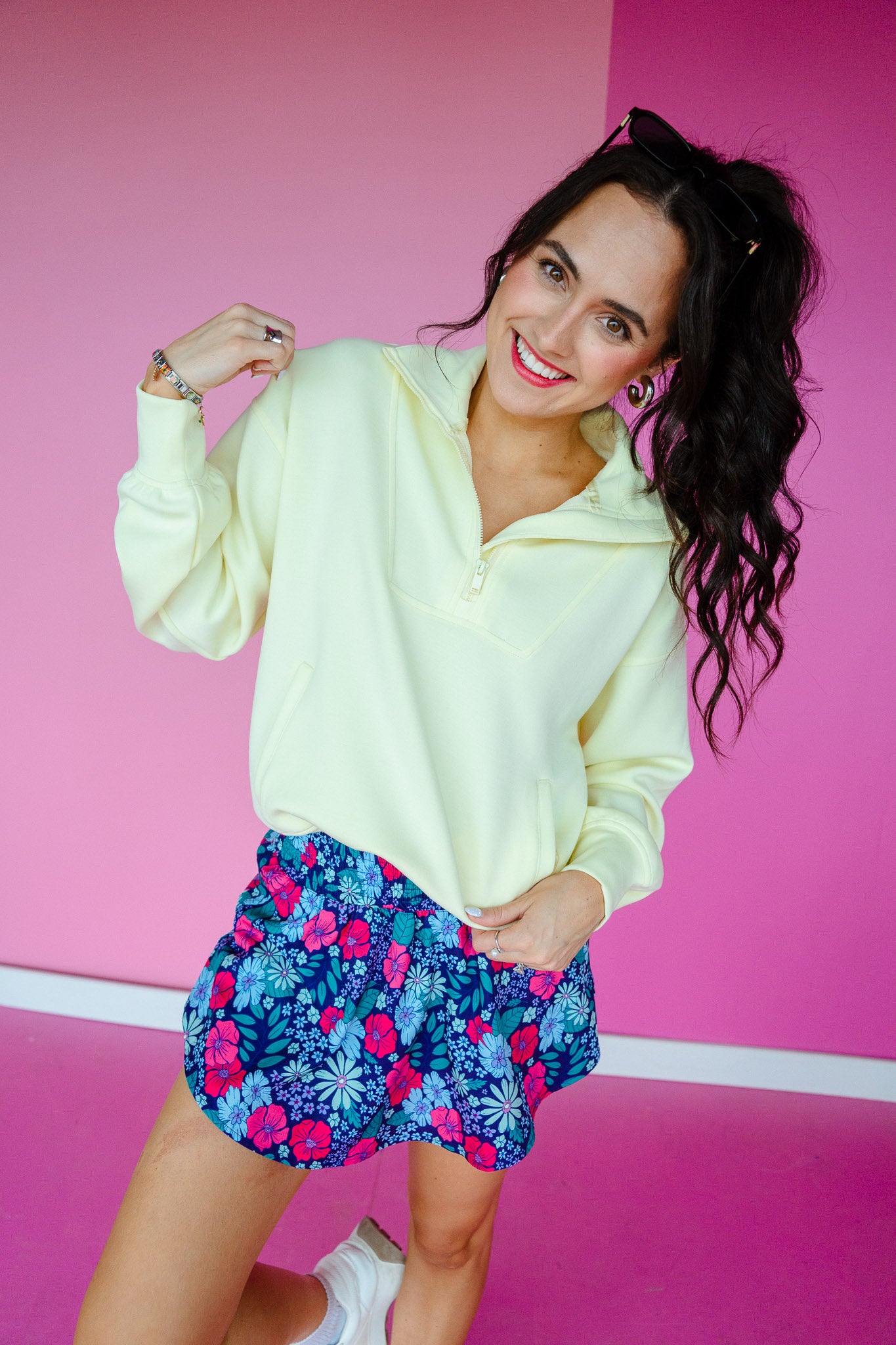 Tracie Mock Neck Pullover - Cool Yellow