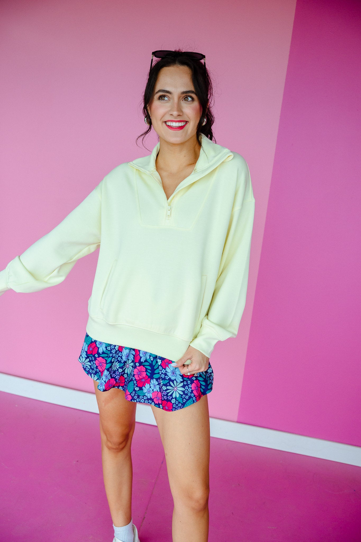 Tracie Mock Neck Pullover - Cool Yellow