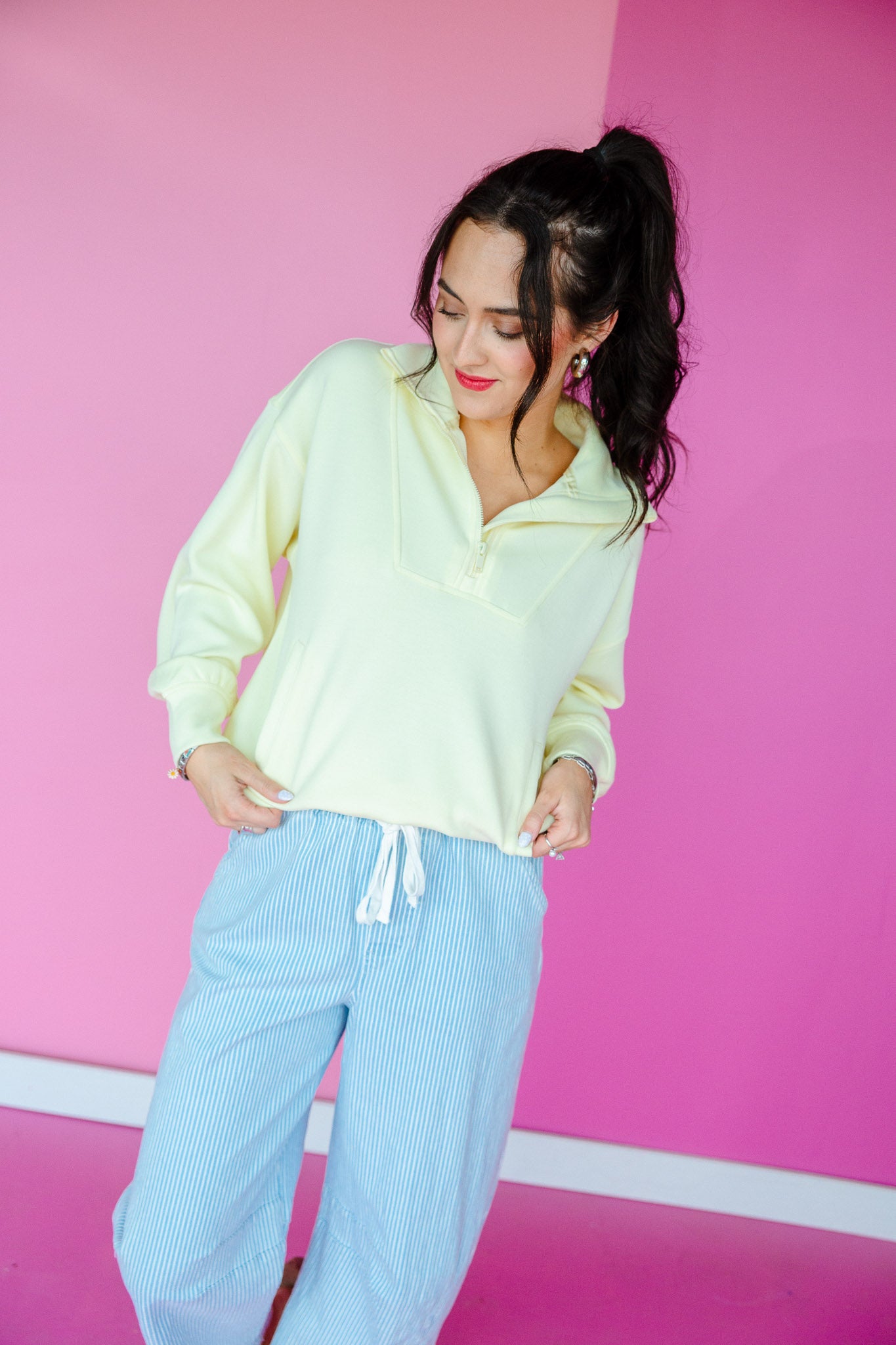 Tracie Mock Neck Pullover - Cool Yellow