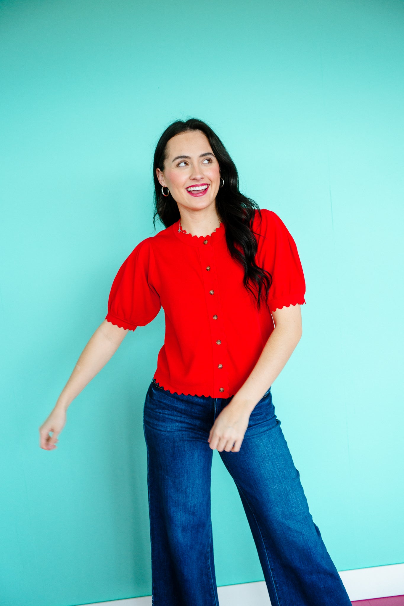 Julia Short Sleeve Scalloped Cardigan - True Red