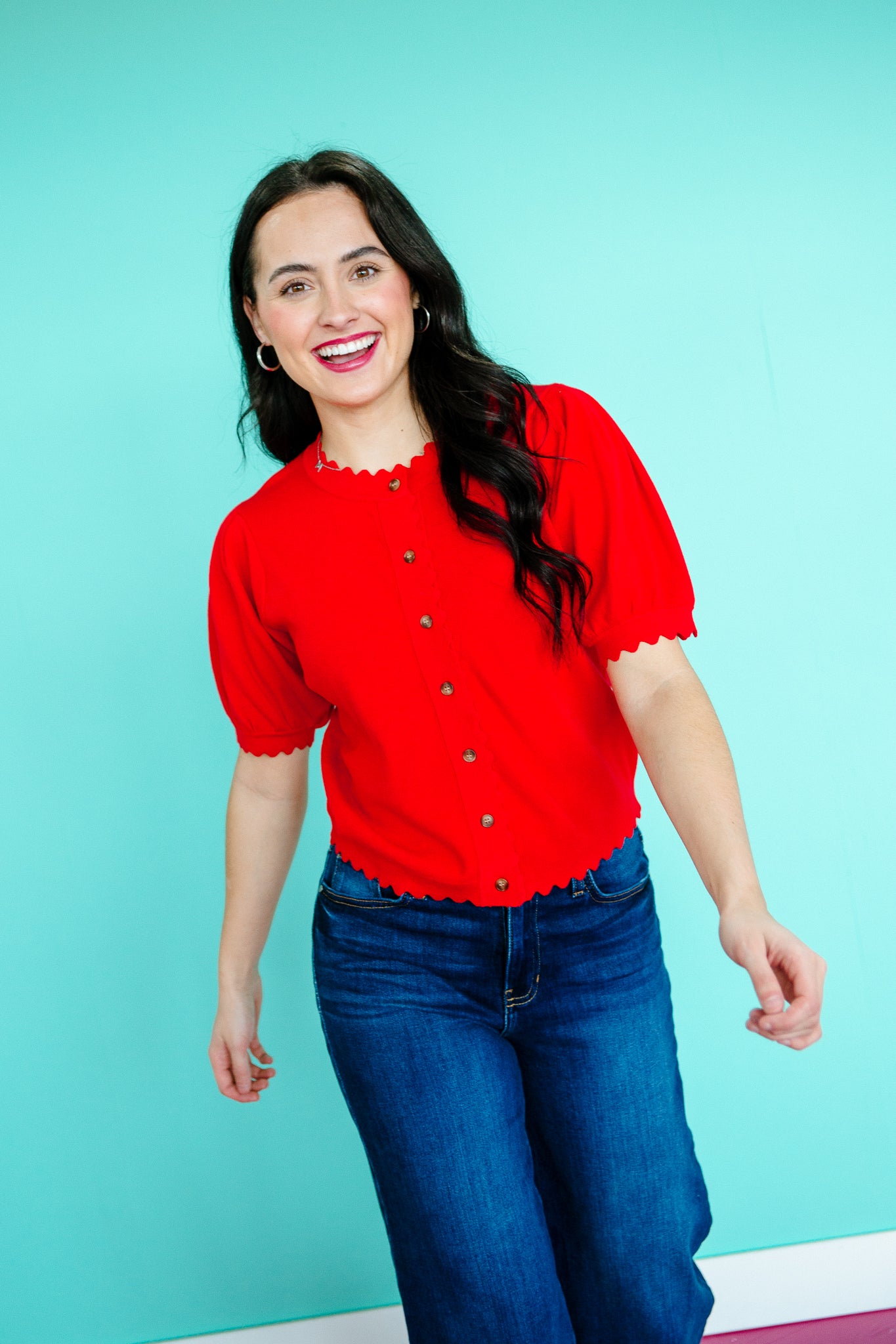 Julia Short Sleeve Scalloped Cardigan - True Red