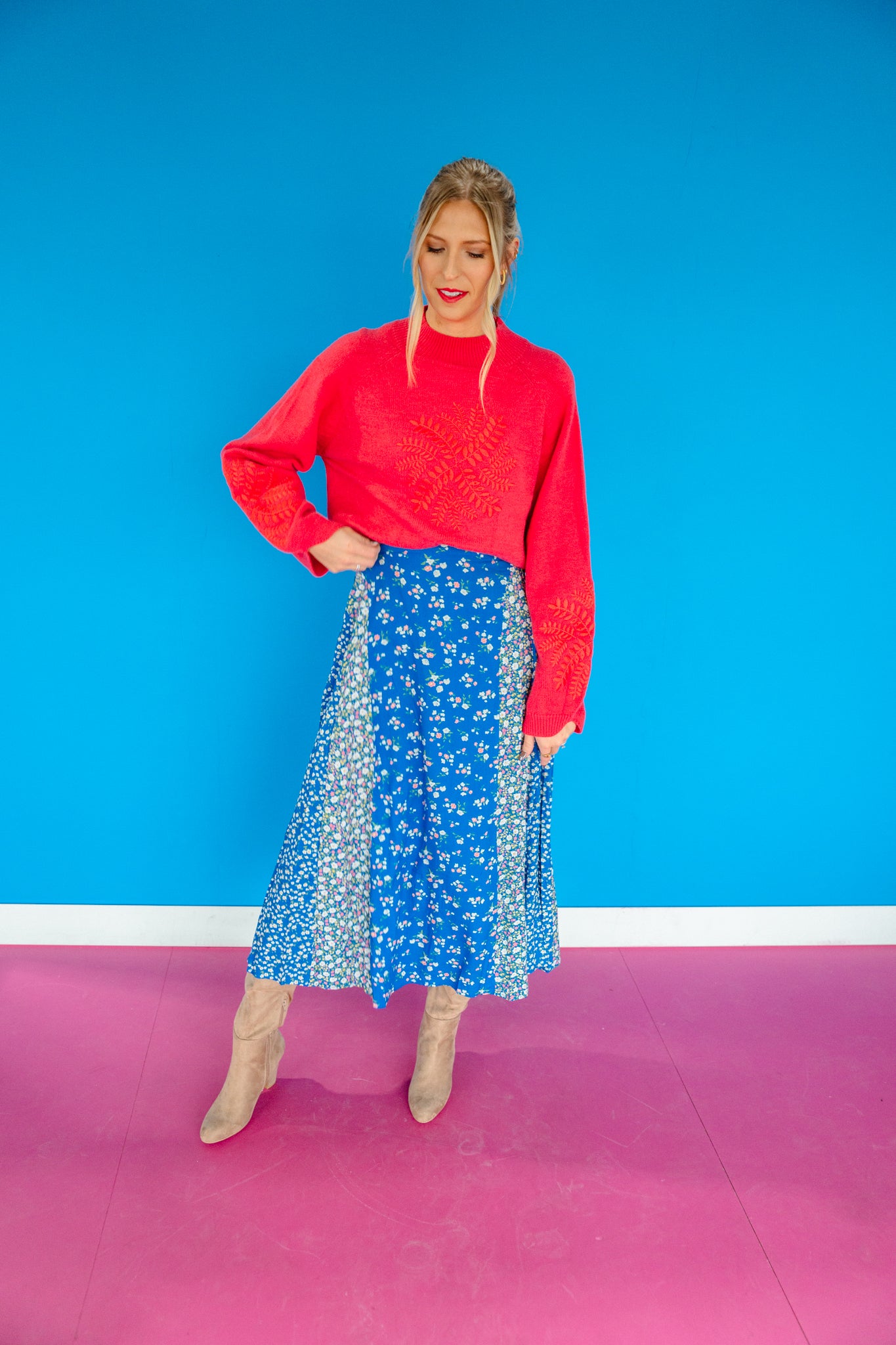 Chelsea Embroidered Sweater - Deep Warm Pink