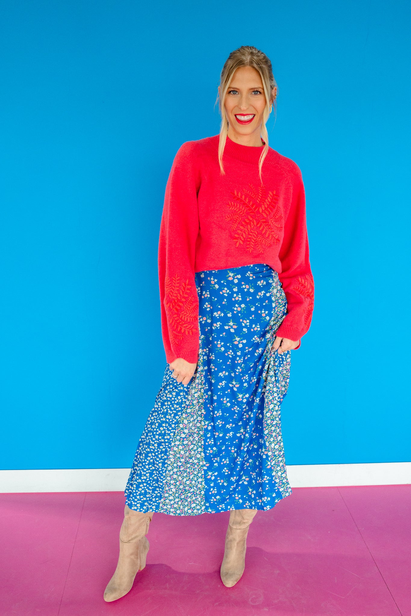 Chelsea Embroidered Sweater - Deep Warm Pink