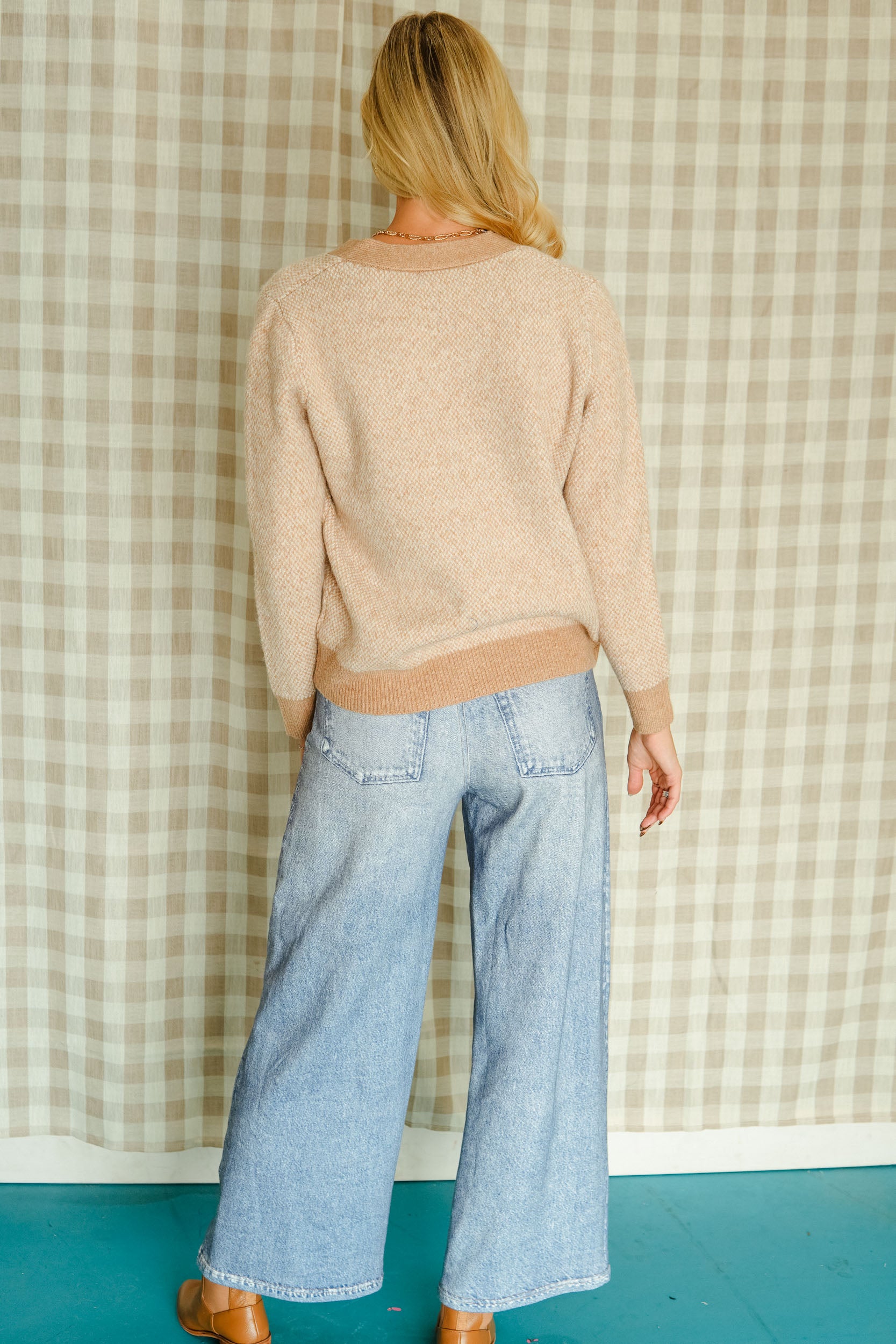 Gravy Train V-Neck Cardigan - Camel