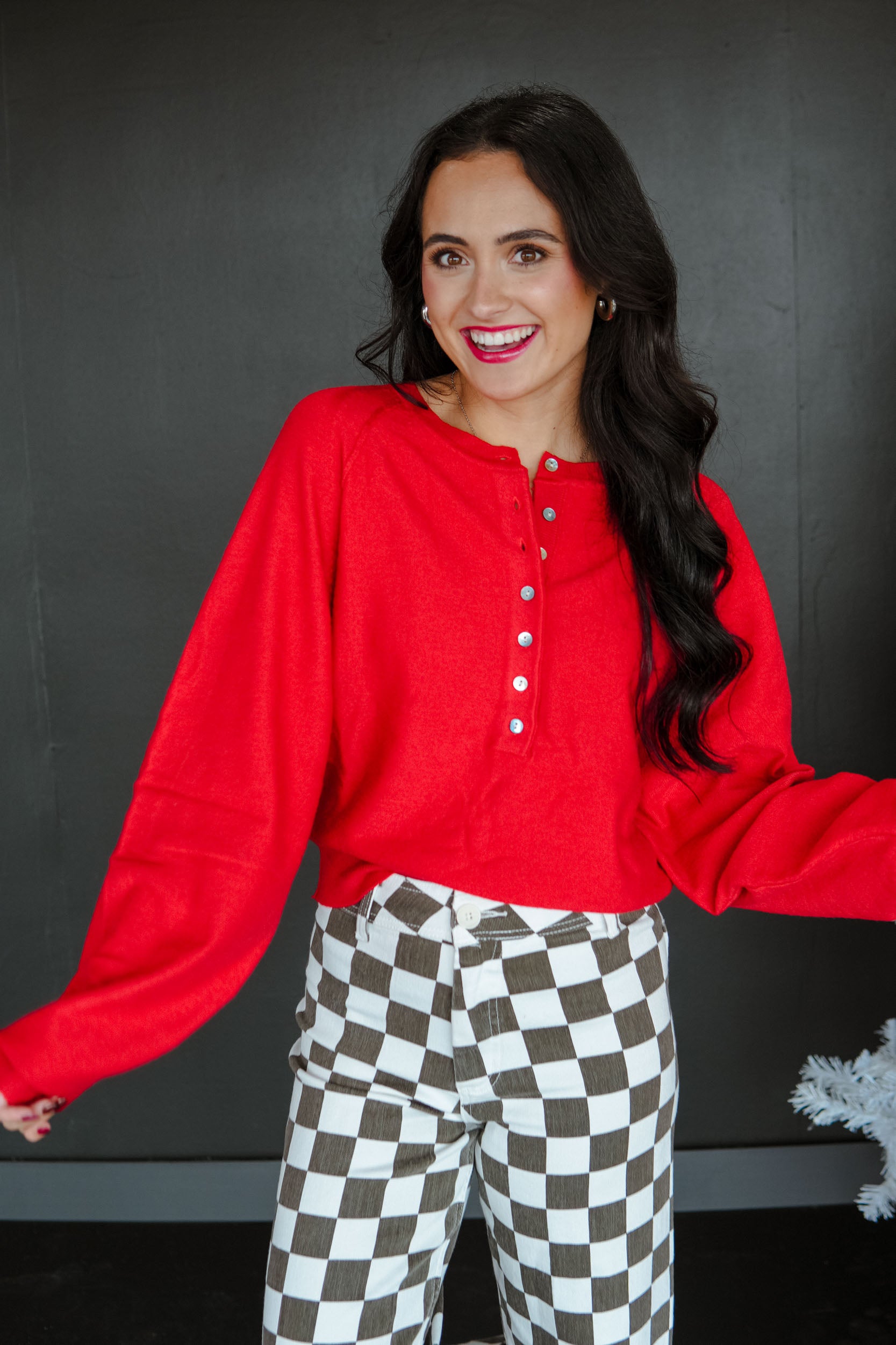 Gwen Henley Sweater - True Red