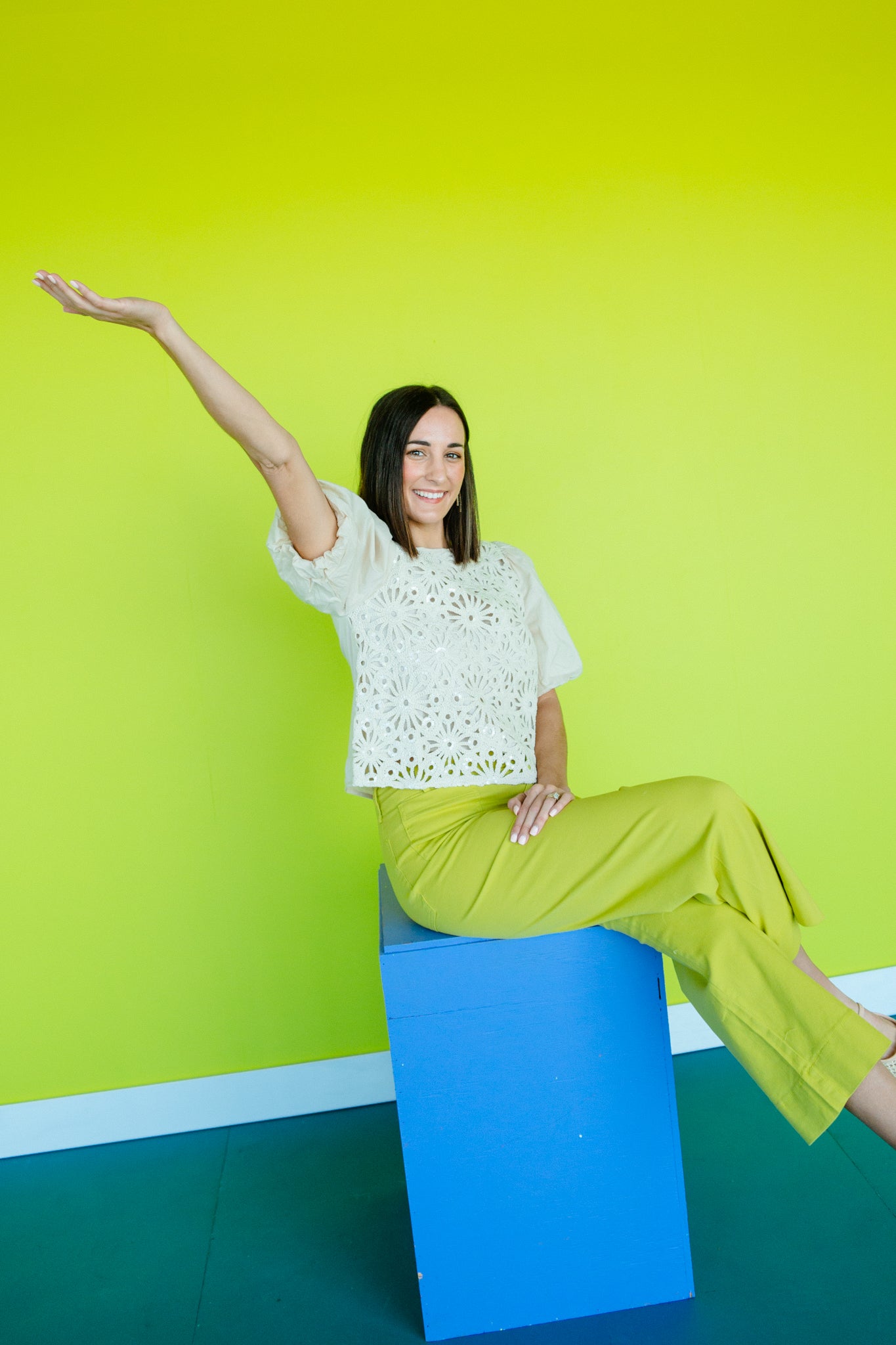 Jenny Sequin Crochet Blouse - Light Beige