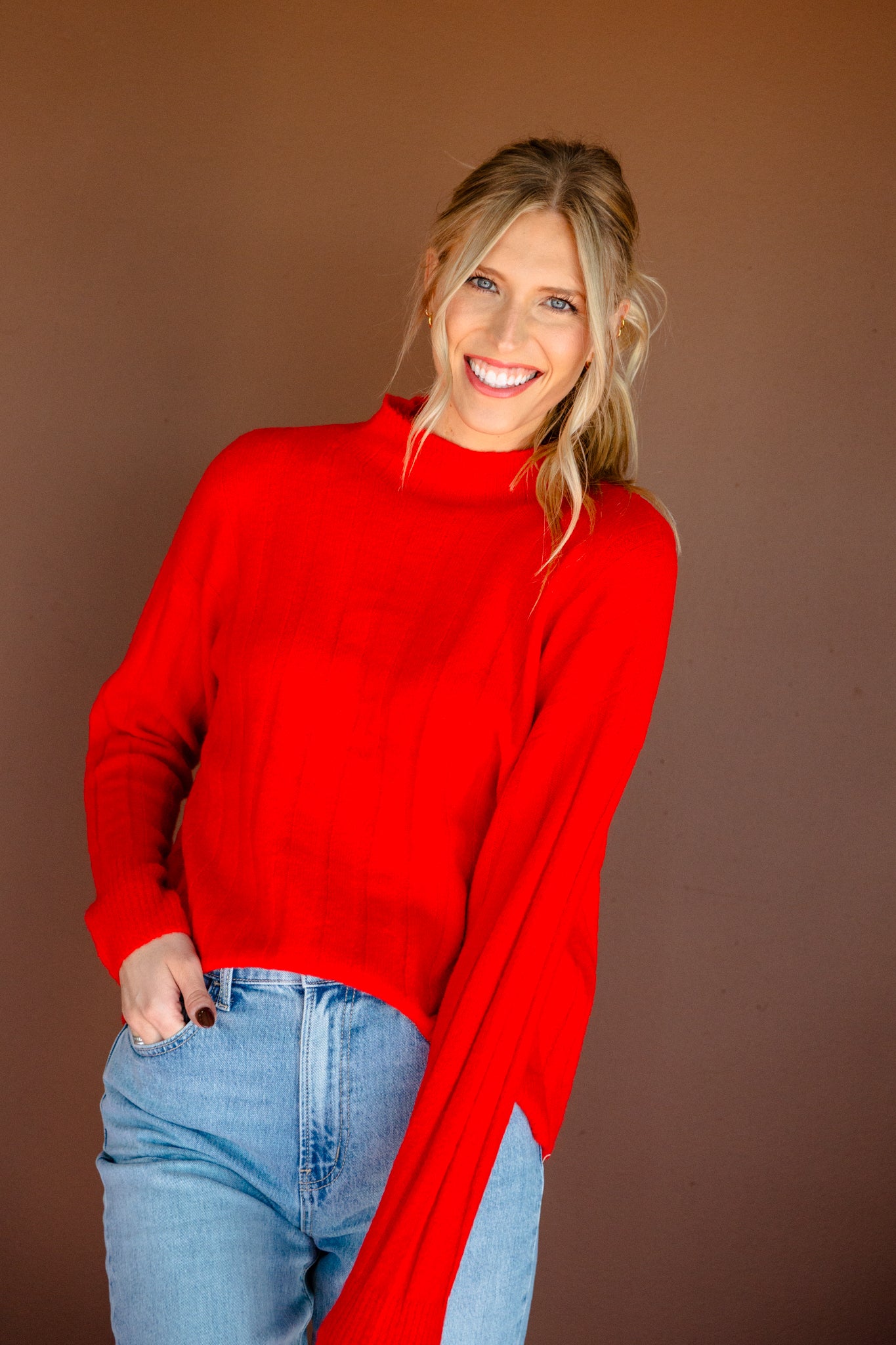 Shaylee Ribbed Mock Neck Sweater - True Red