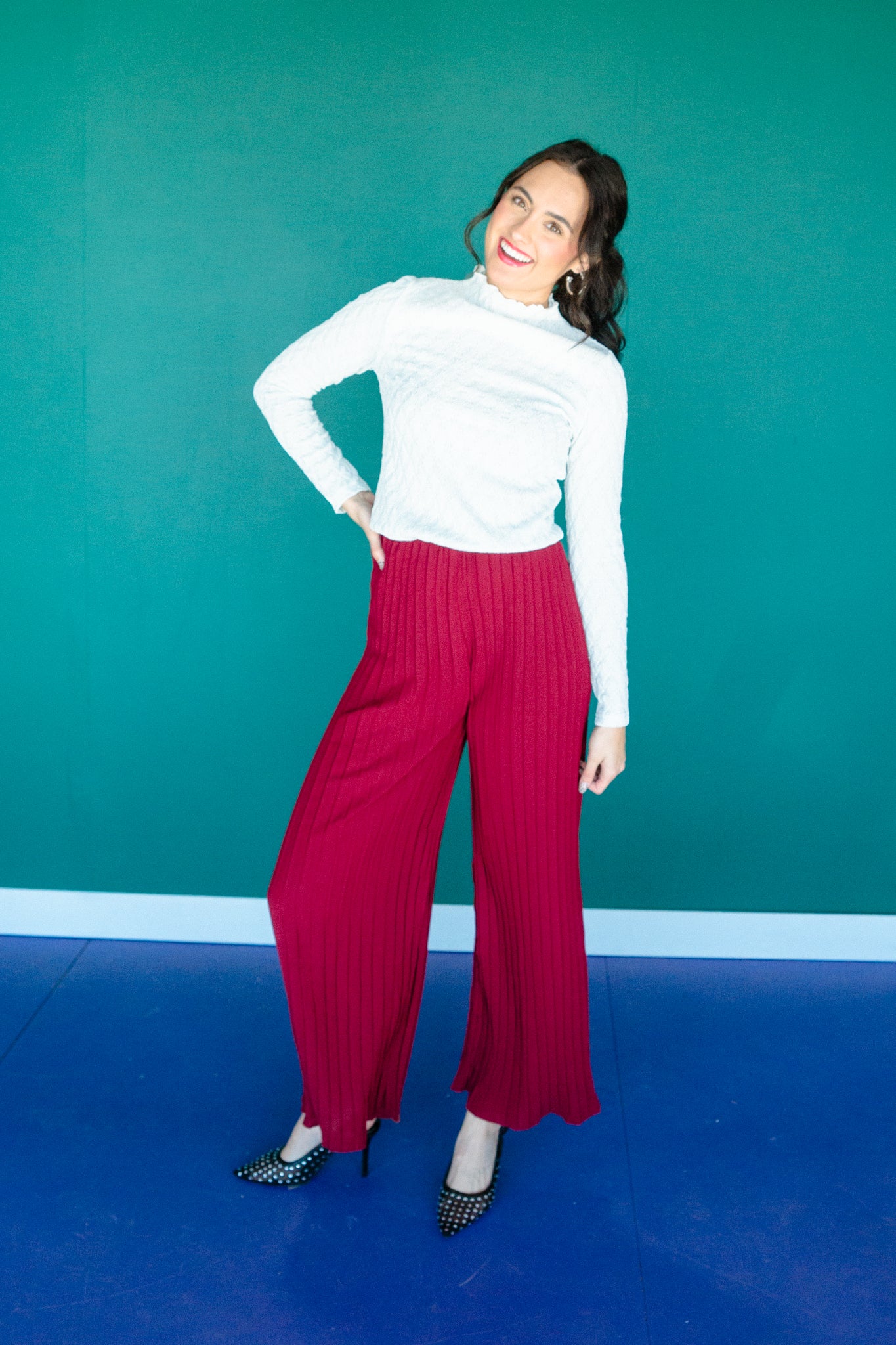 Zuri Pleated Top and Pants Set - Burgundy