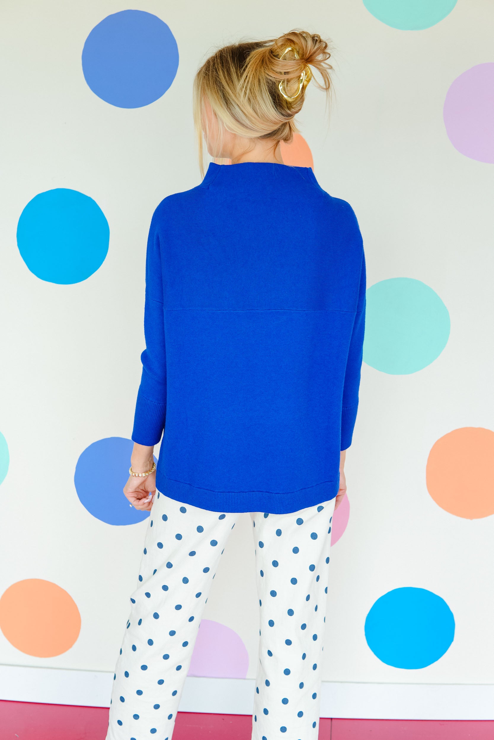 [Ellevate Basics] Serena Luxe Loft Neck Sweater
