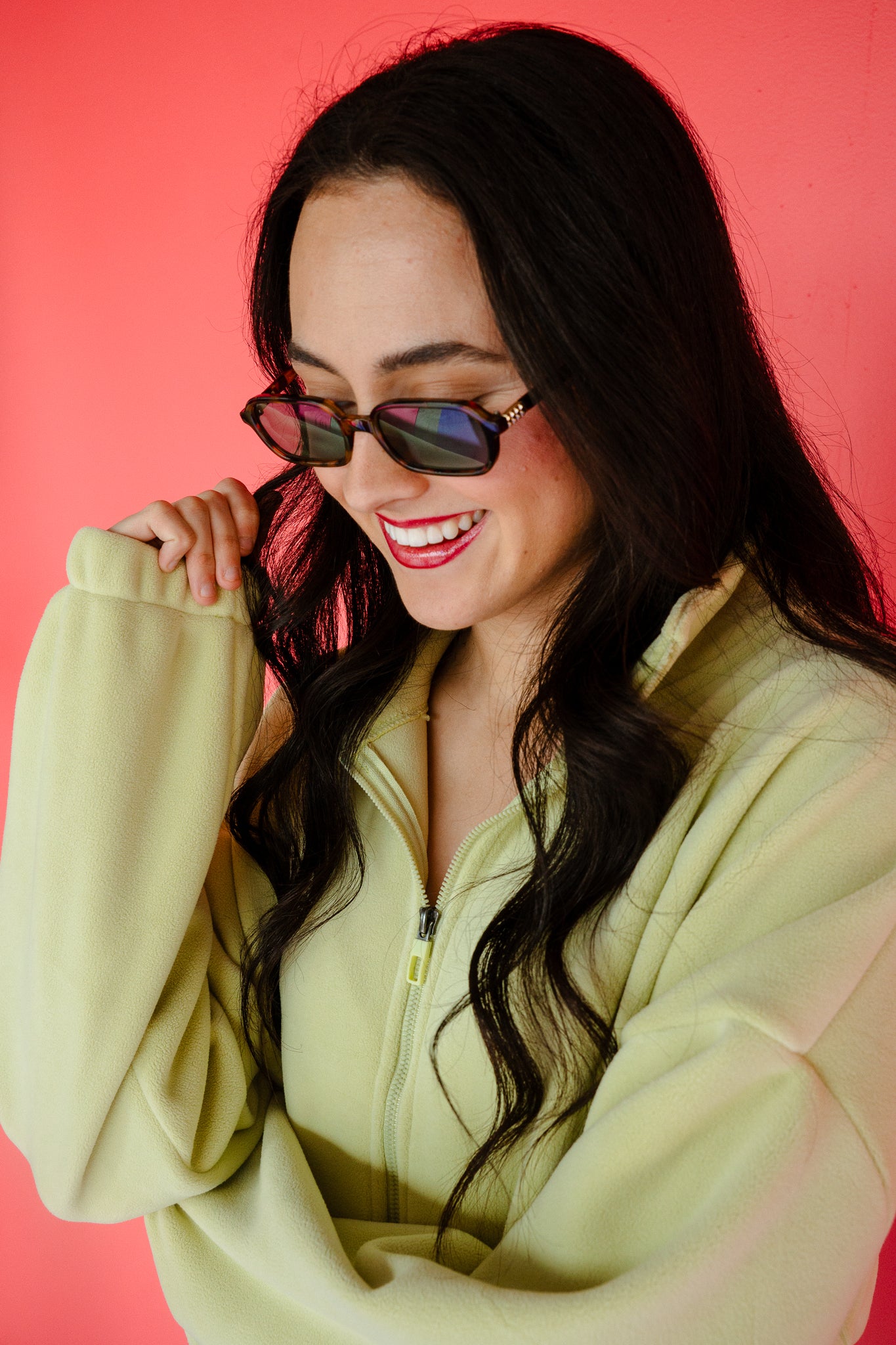 Avery Oval Shaped Sunglasses