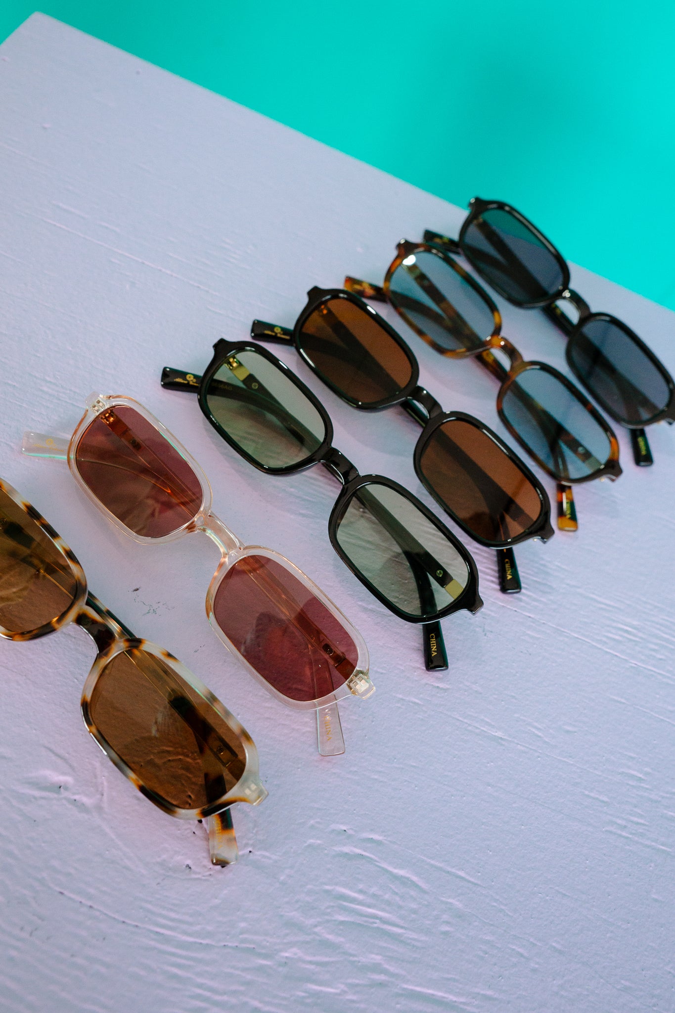 Avery Oval Shaped Sunglasses