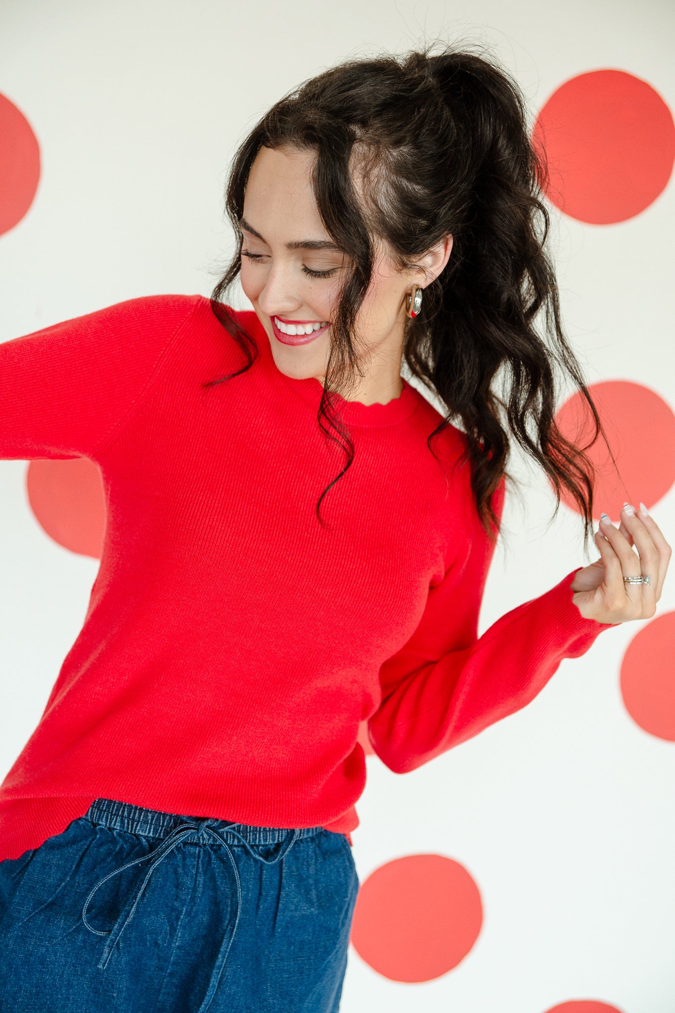 Debby Scalloped Sweater - Cool Red