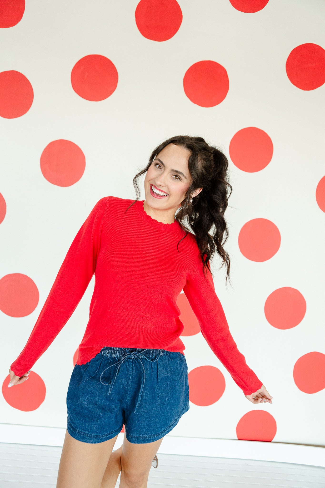 Debby Scalloped Sweater - Cool Red