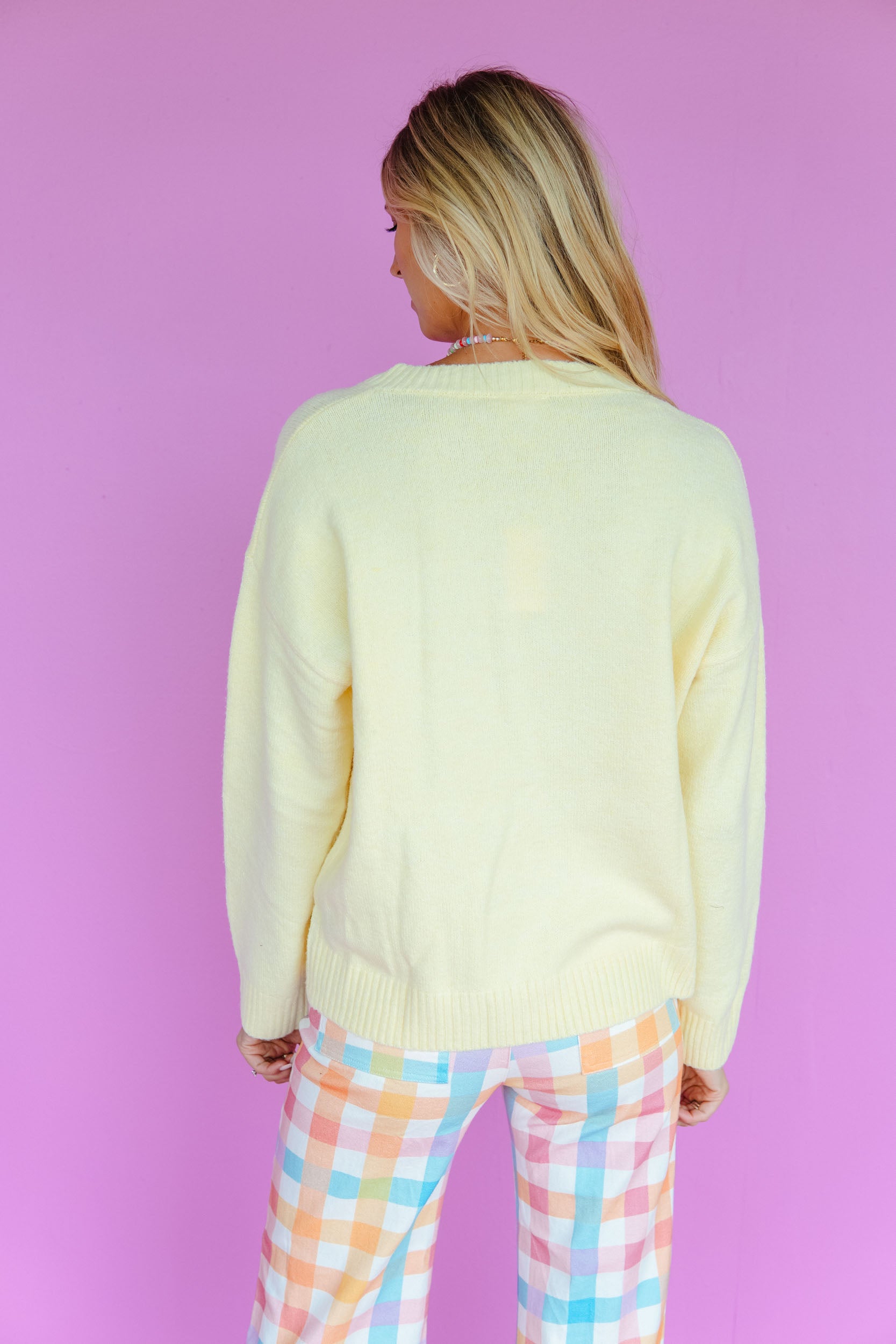 Coffee Run V-Neck Sweater - Daisy