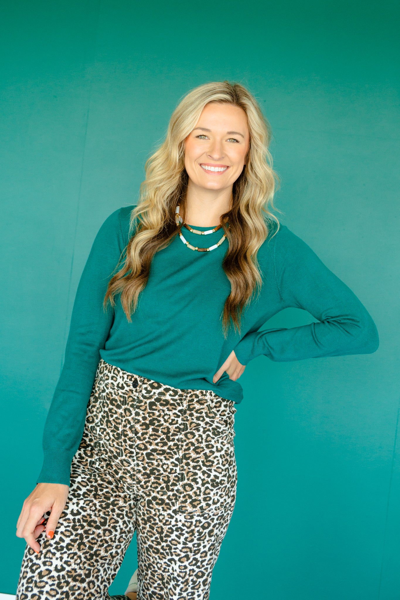 [Ellevate Basics] Lydia Luxe Crew Neck Sweater