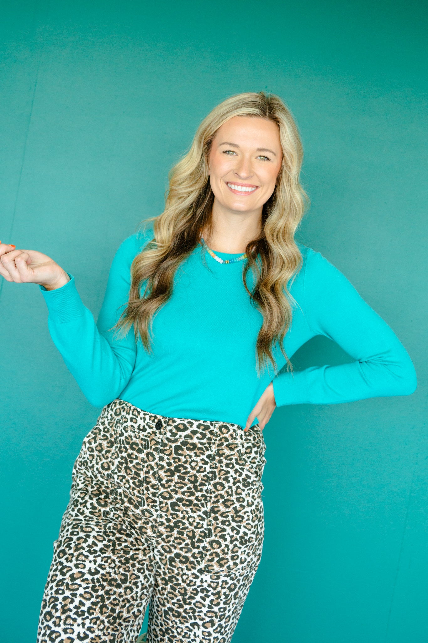 [Ellevate Basics] Lydia Luxe Crew Neck Sweater