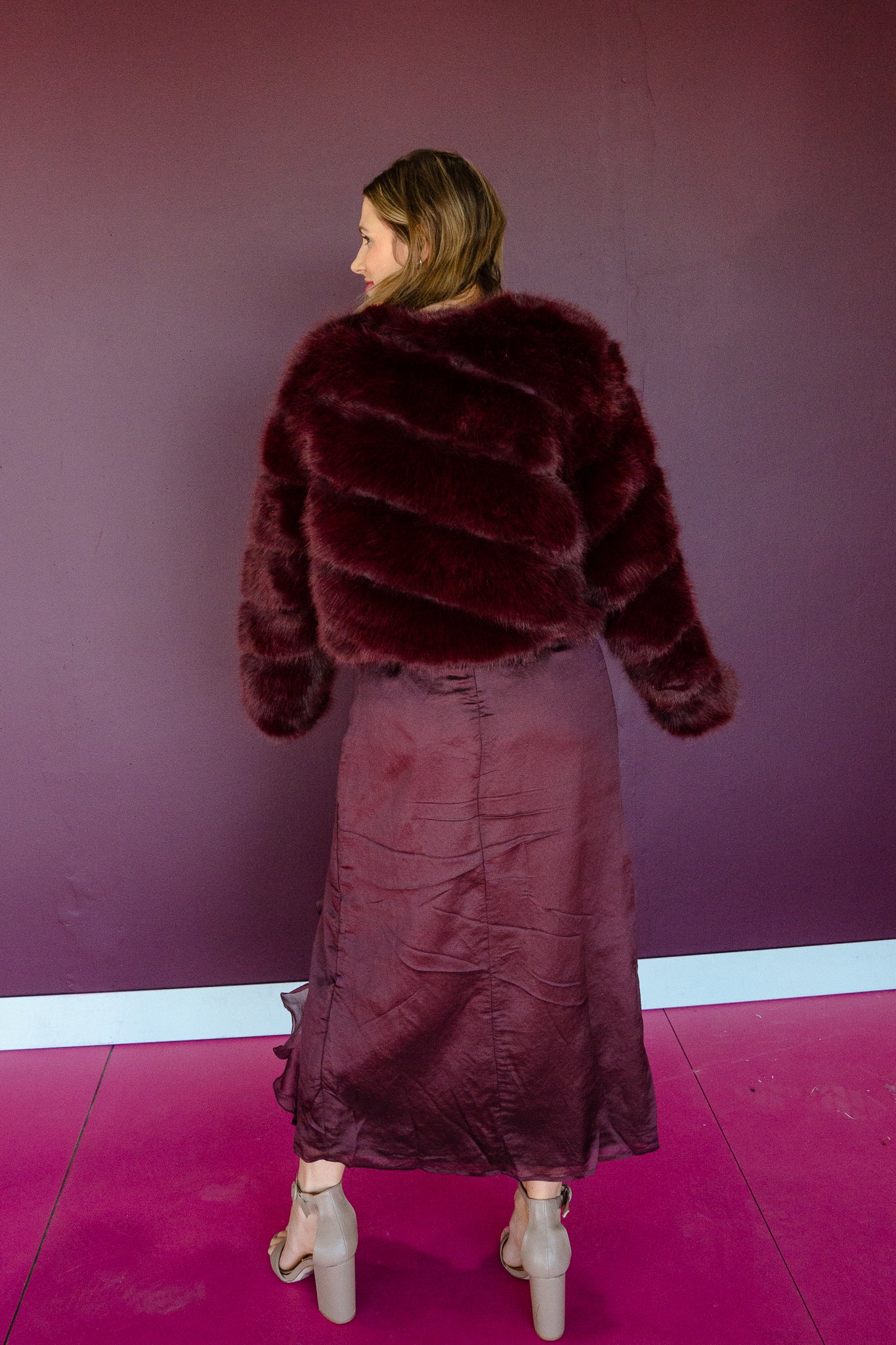 Birdie Short Faux Fur Jacket - Burgundy