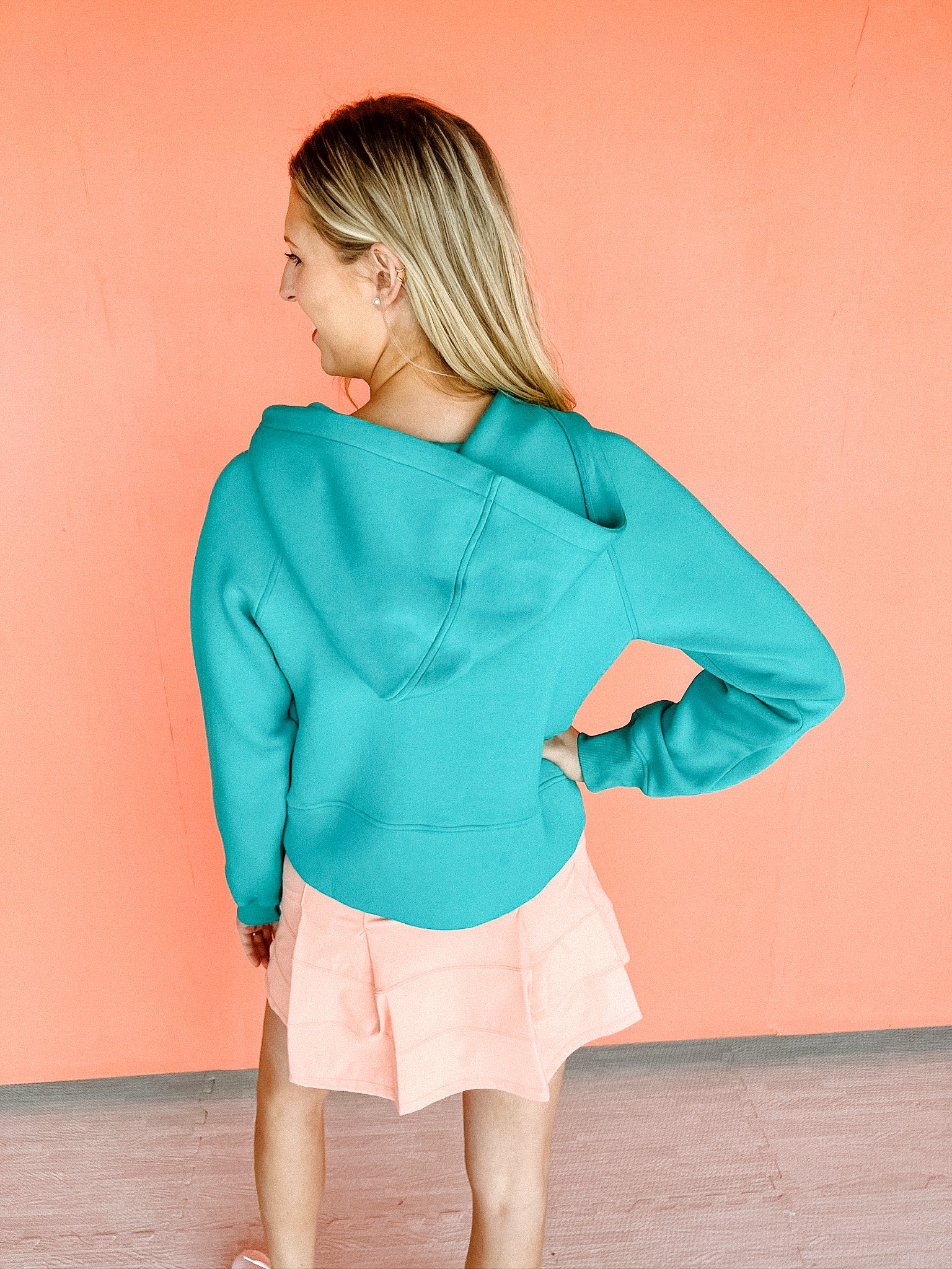 [Ellevate Basics] Siena Scuba Sweatshirt - Aquamarine