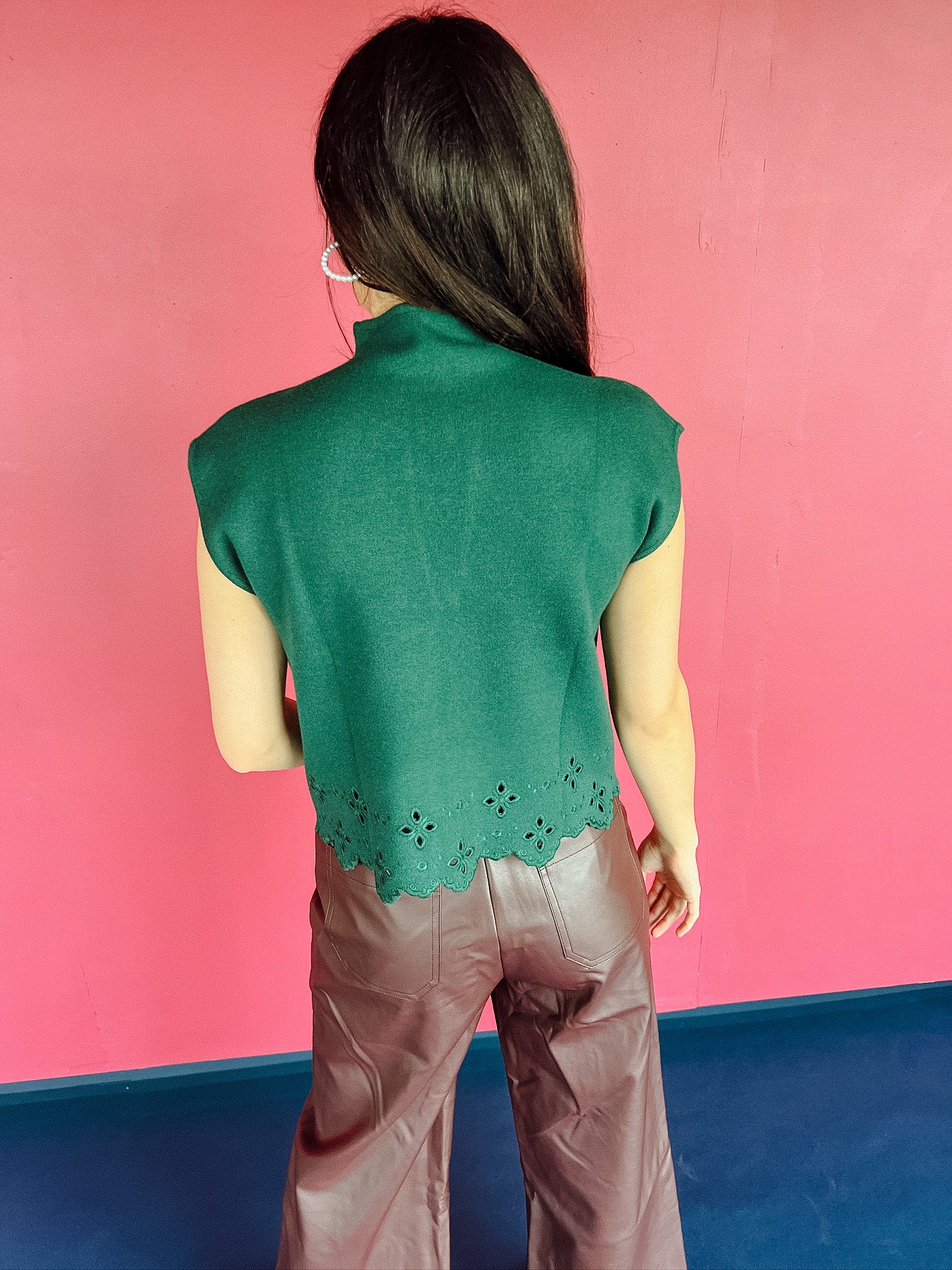 Layton Eyelet Top - Pine