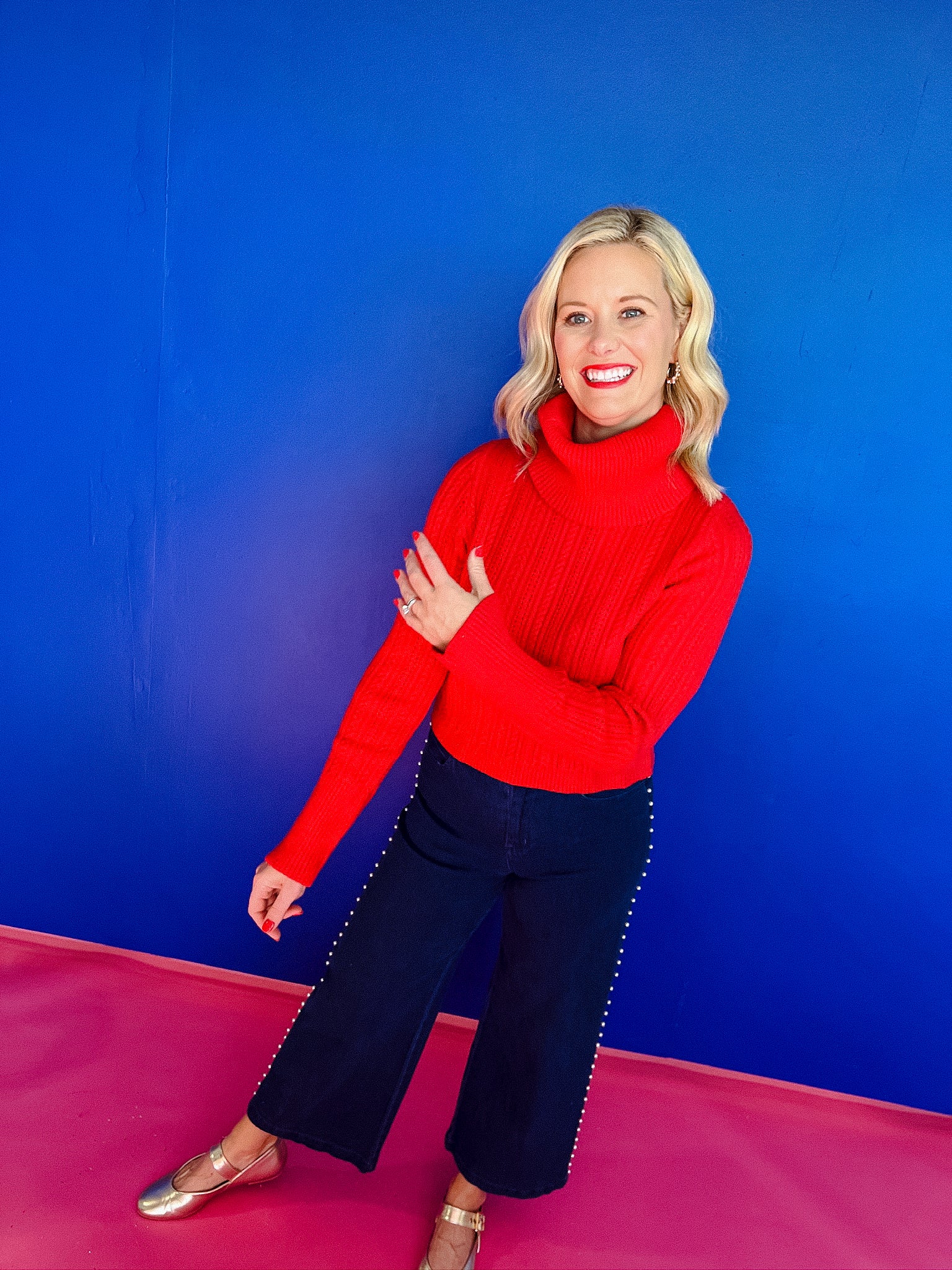 Shawn Cropped Turtleneck Sweater - True Red