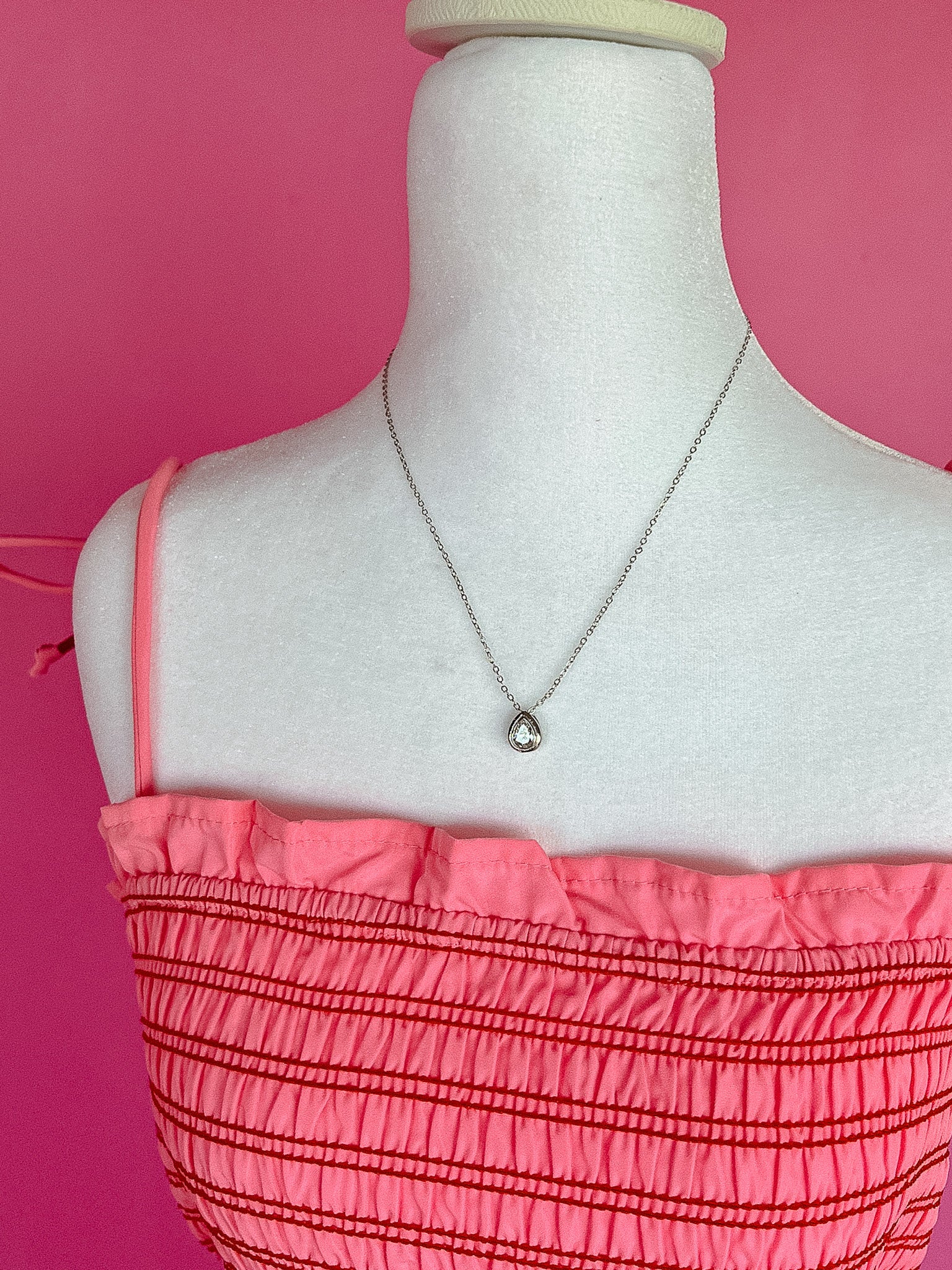 [Treasure Jewels] Drop Of Love Necklace - Silver